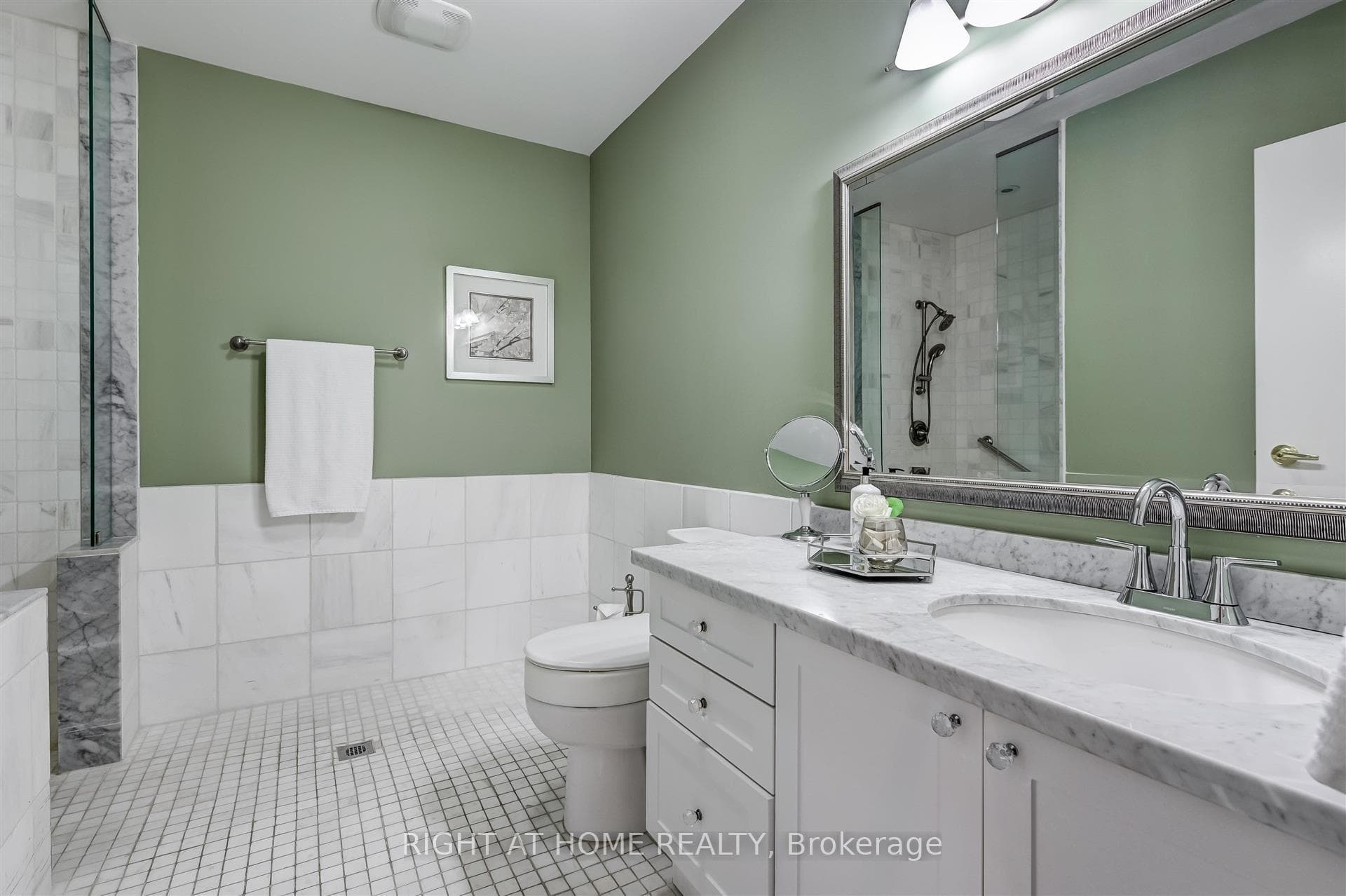 965 Inverhouse Drive Unit 109 photo 15