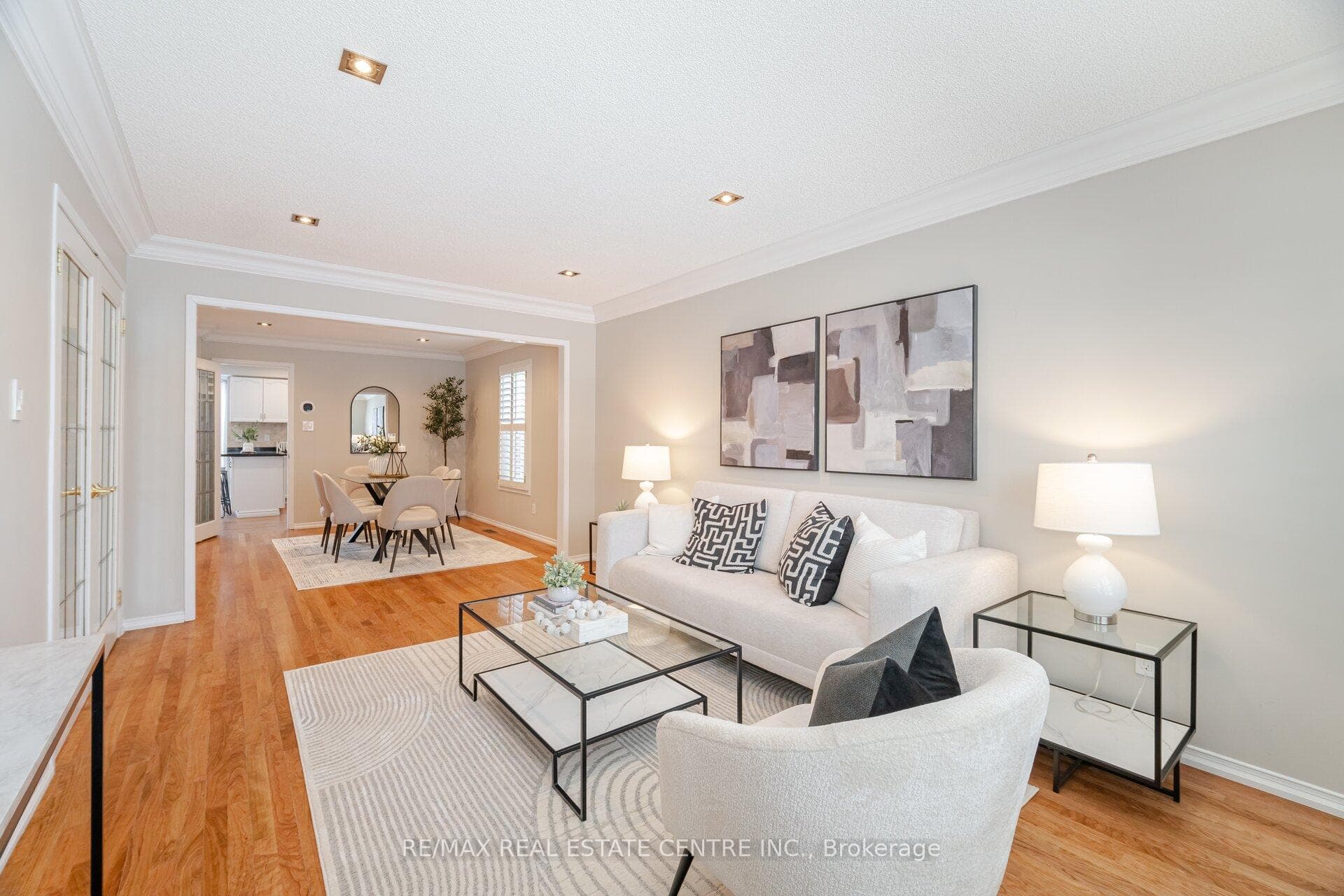 2130 Berwick Drive photo 9