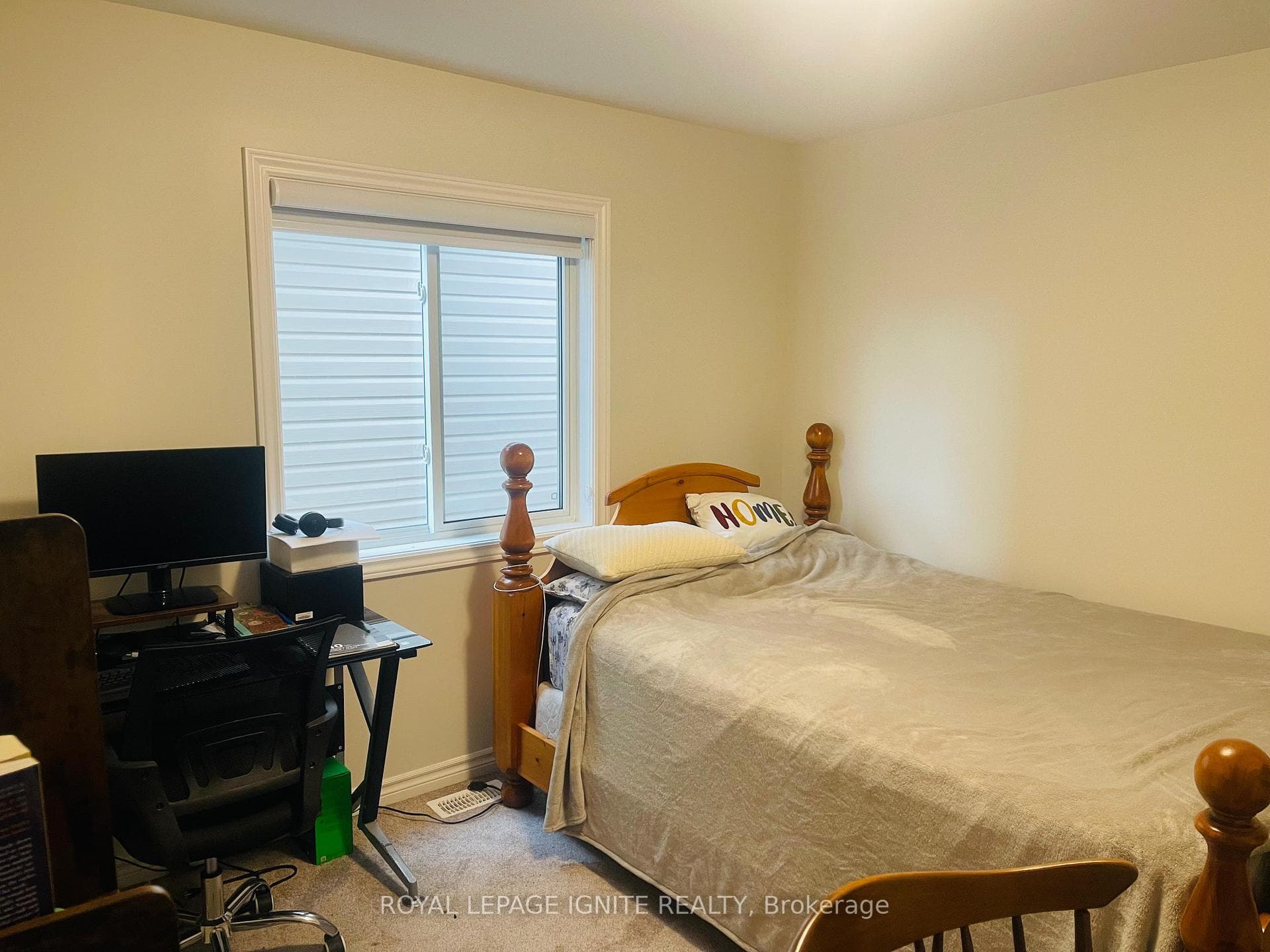 76 Riverstone Way photo 15