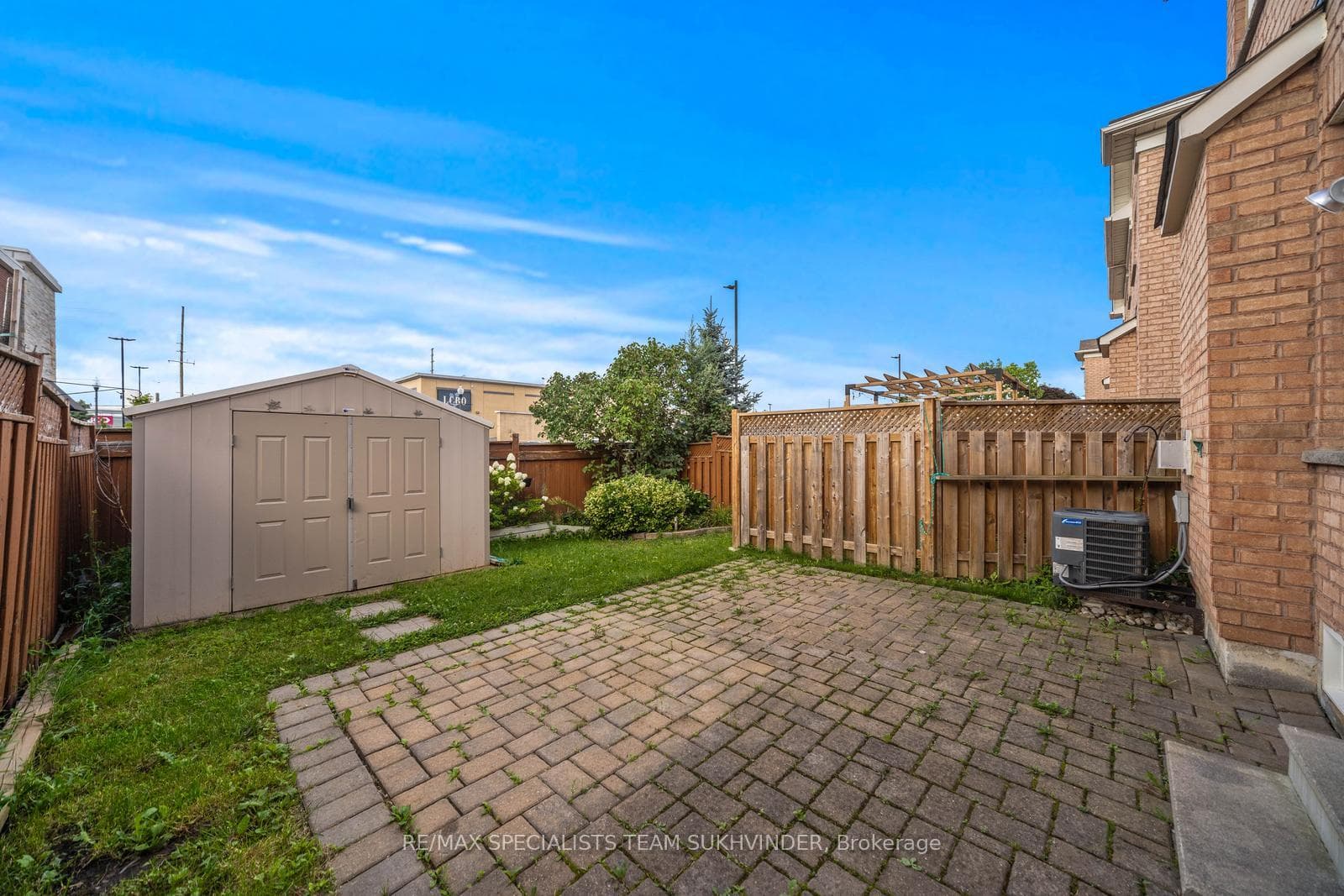 32 Sedgeway Heights photo 26
