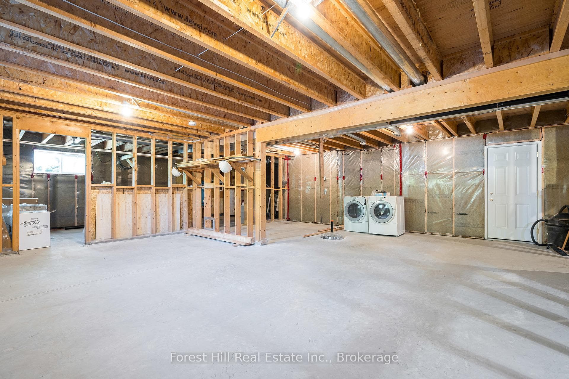 156 QUEEN'S BUSH Road photo 38