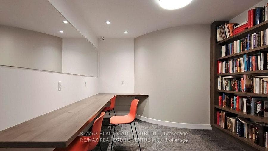 550 Webb Drive Unit 1808 photo 37