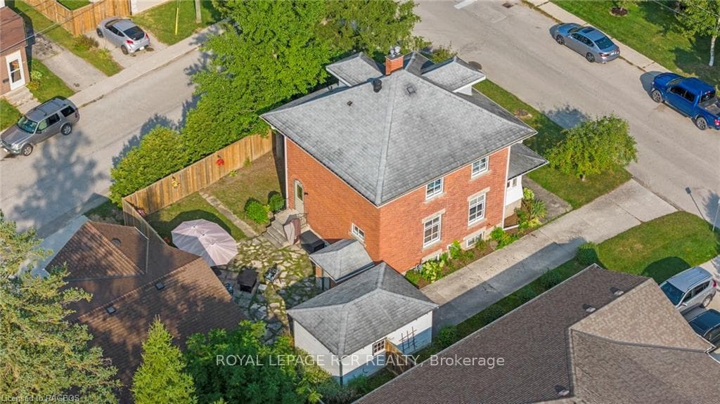 185 9TH Street photo 36
