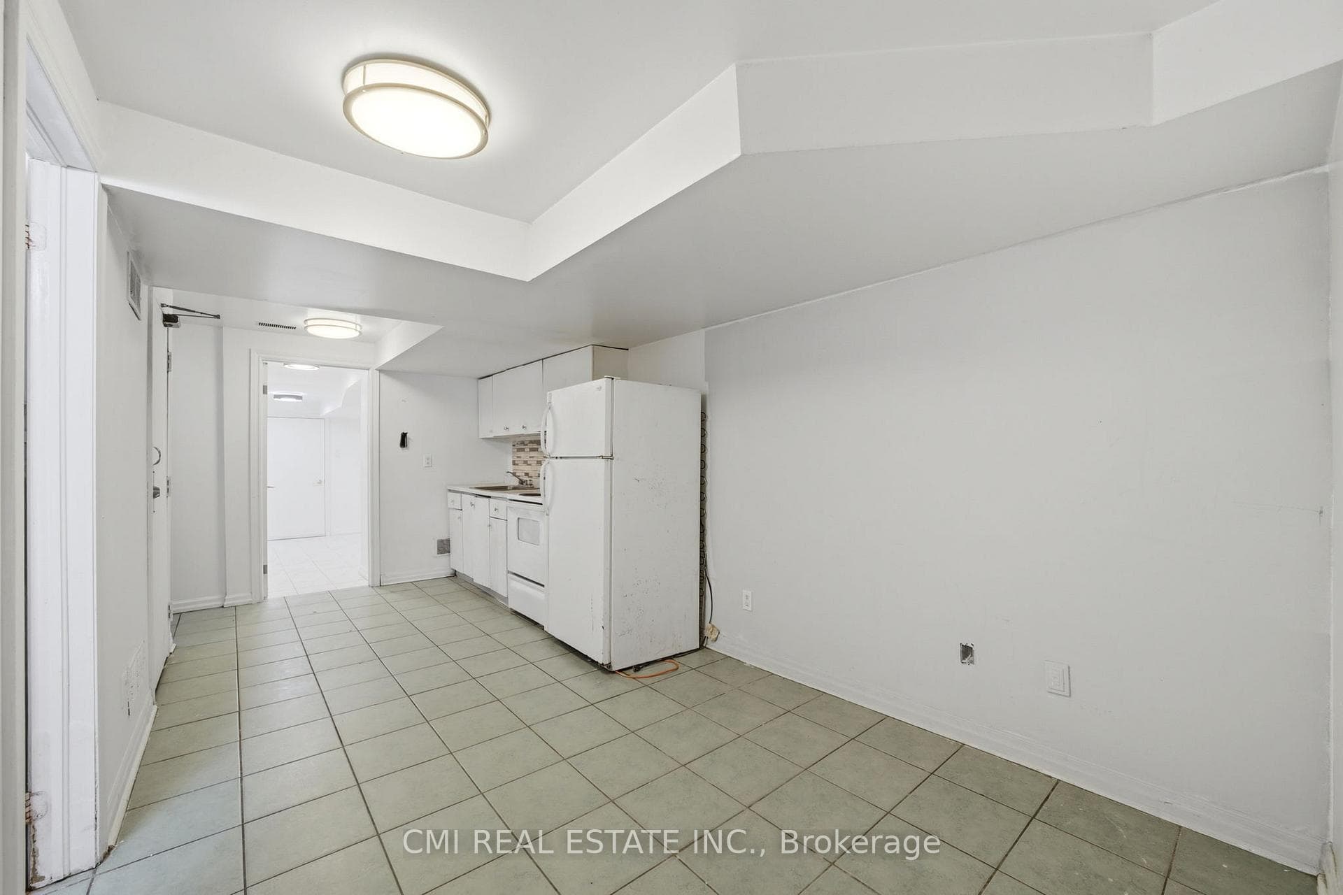 248 Ashdale Avenue photo 35