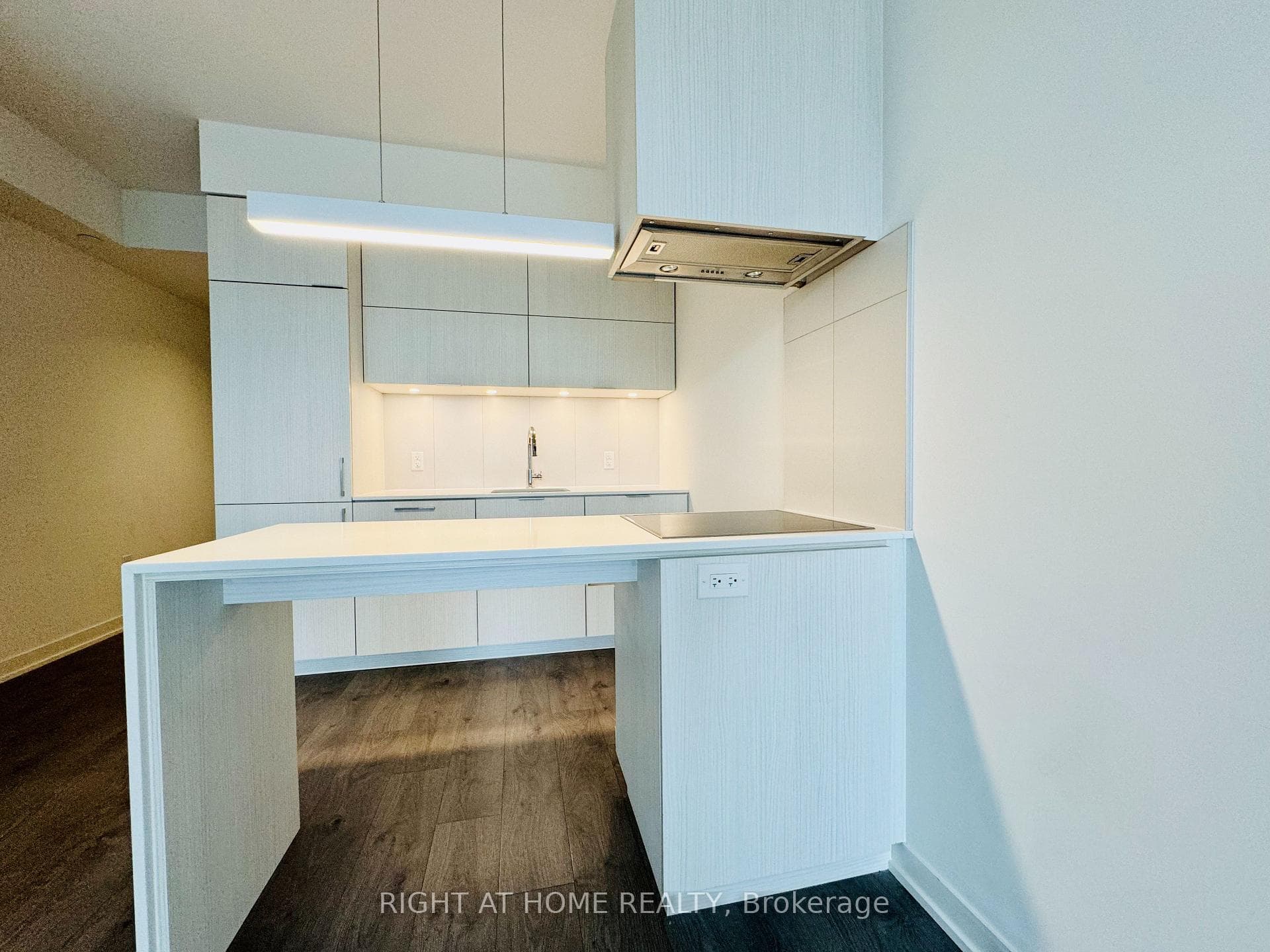 20 Richardson Street Unit 404 photo 18