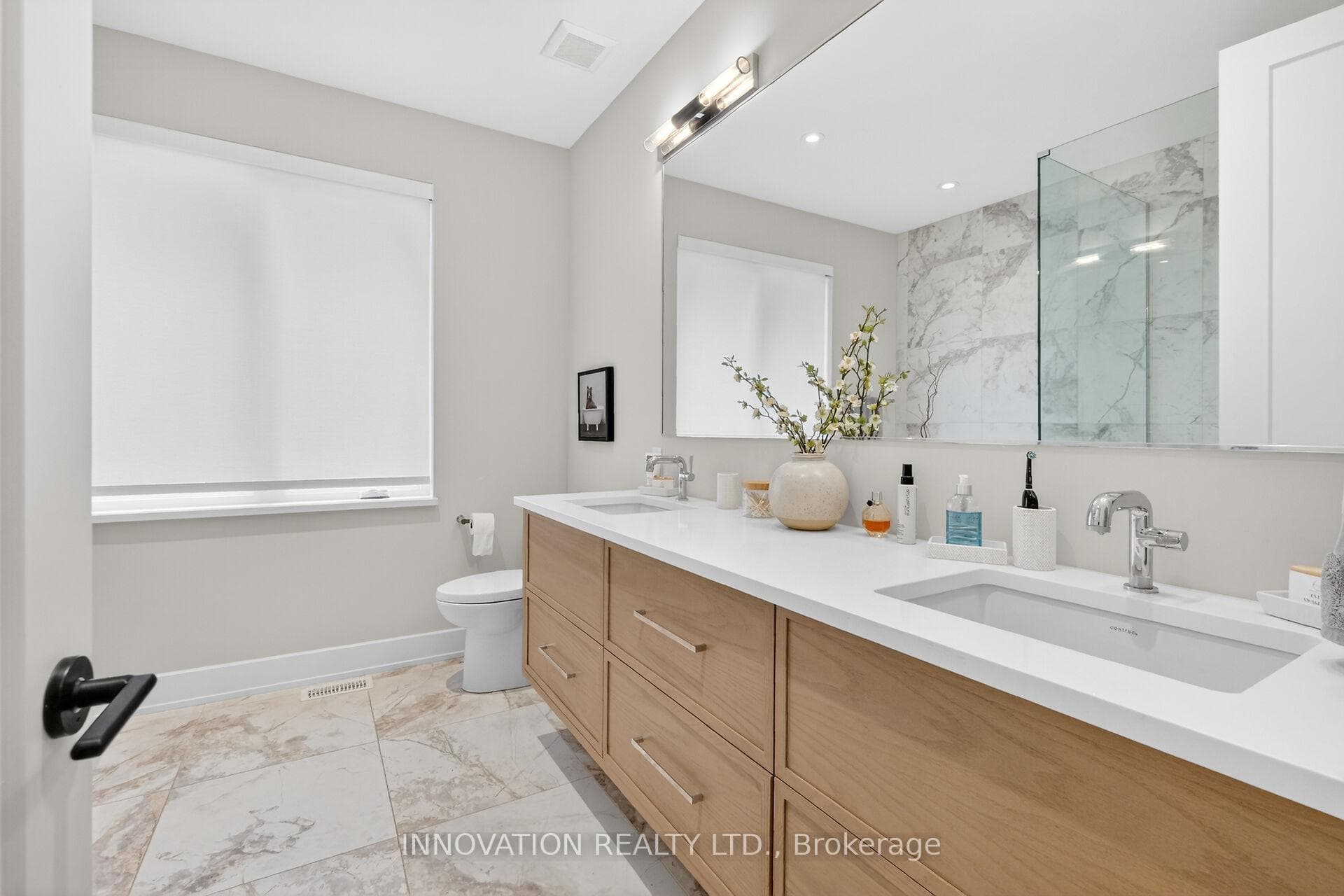 358 Spring Street photo 22