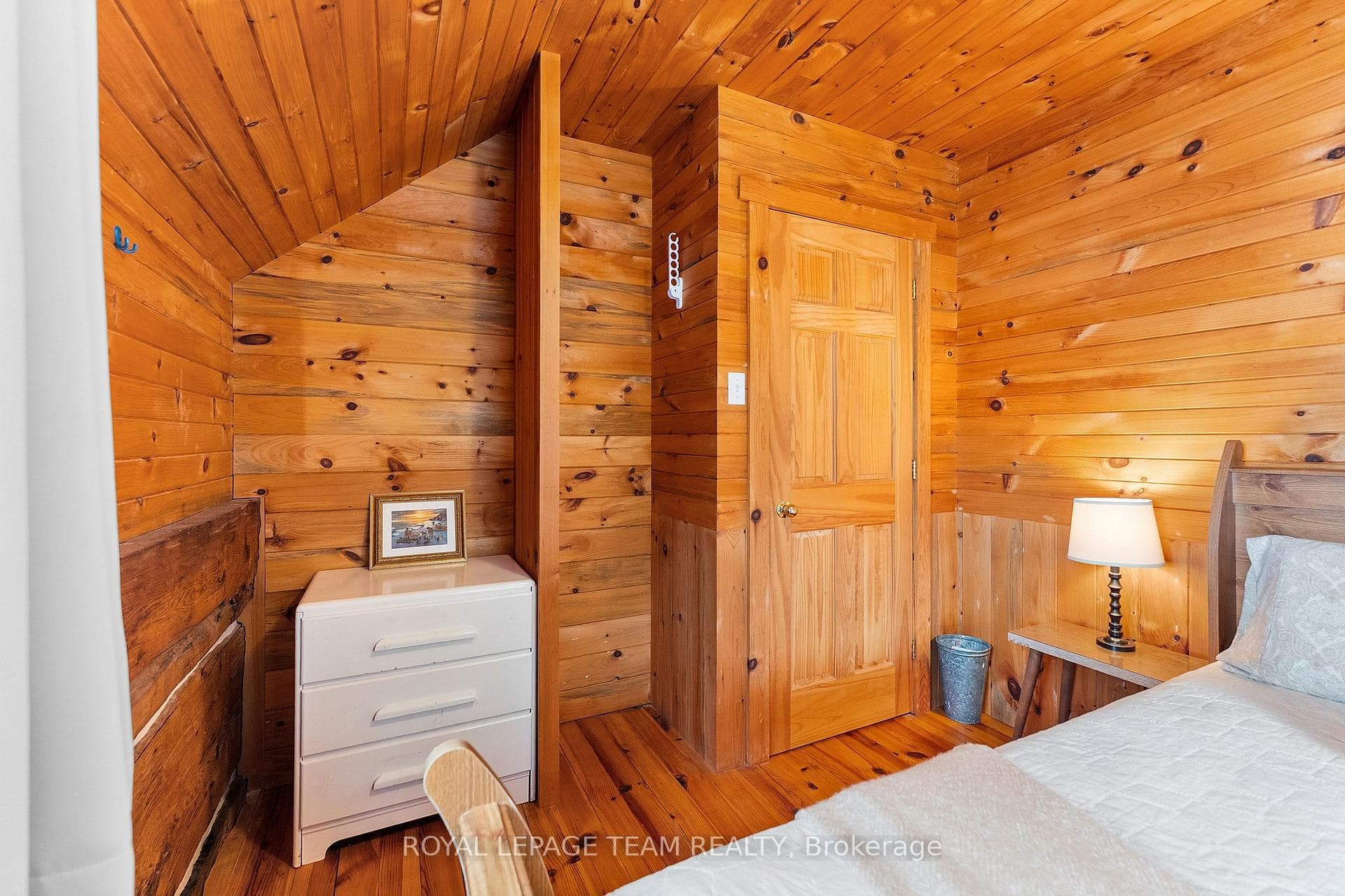 58 Hendry Lane photo 21