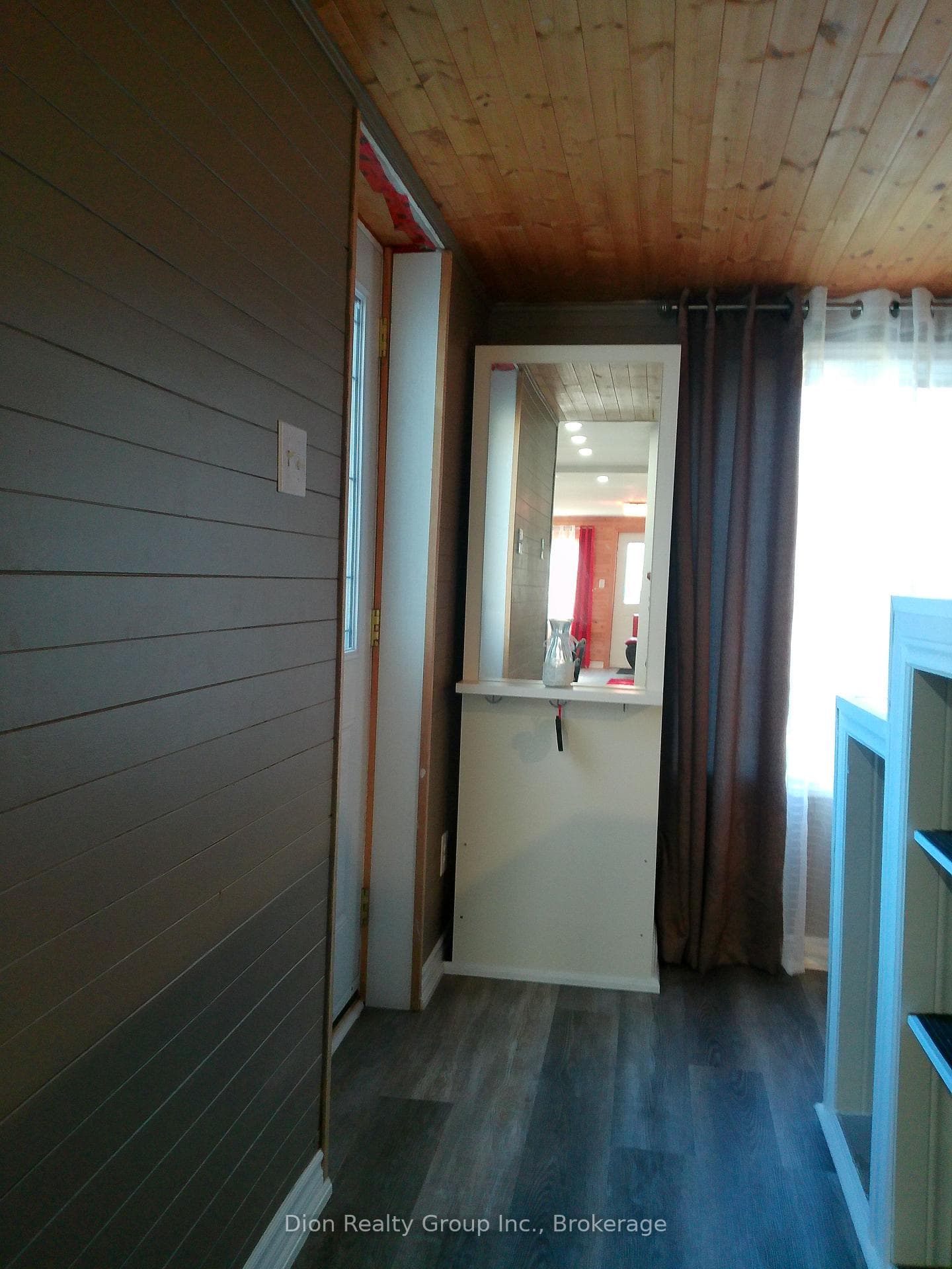 32 Rand Avenue photo 18