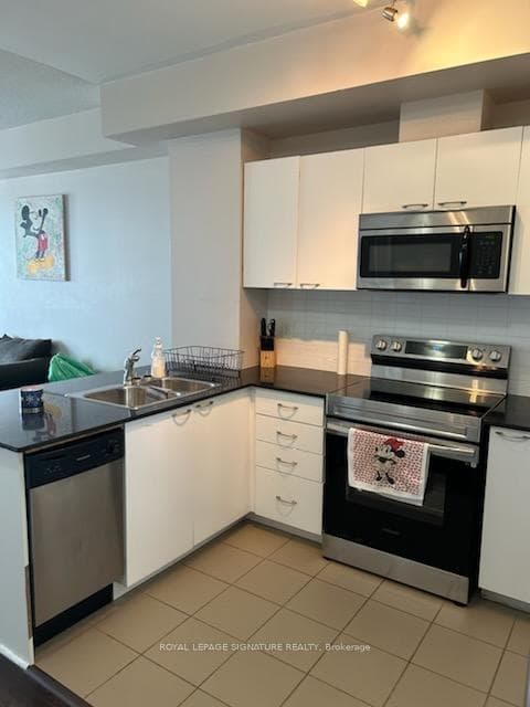 385 Prince Of Wales Drive Unit 2203 photo 7