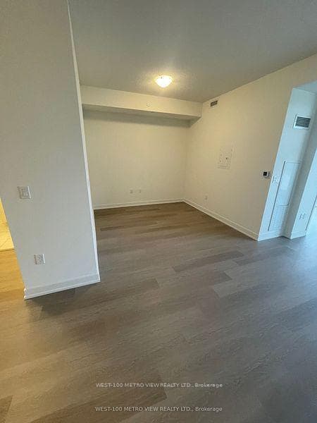 859 The Queensway N/A Unit 315 photo 7