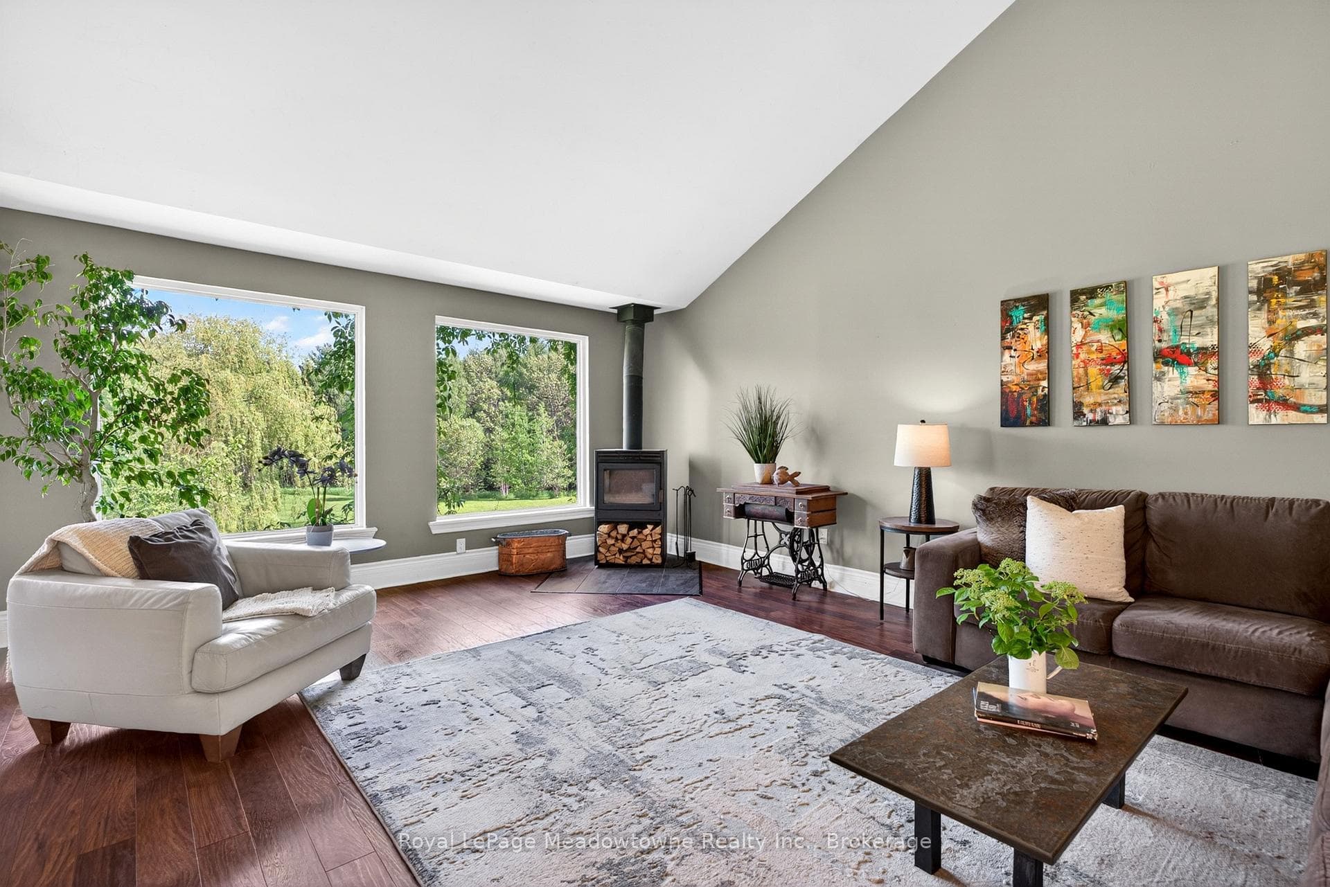 8122 Eramosa Garafraxa Townline photo 11