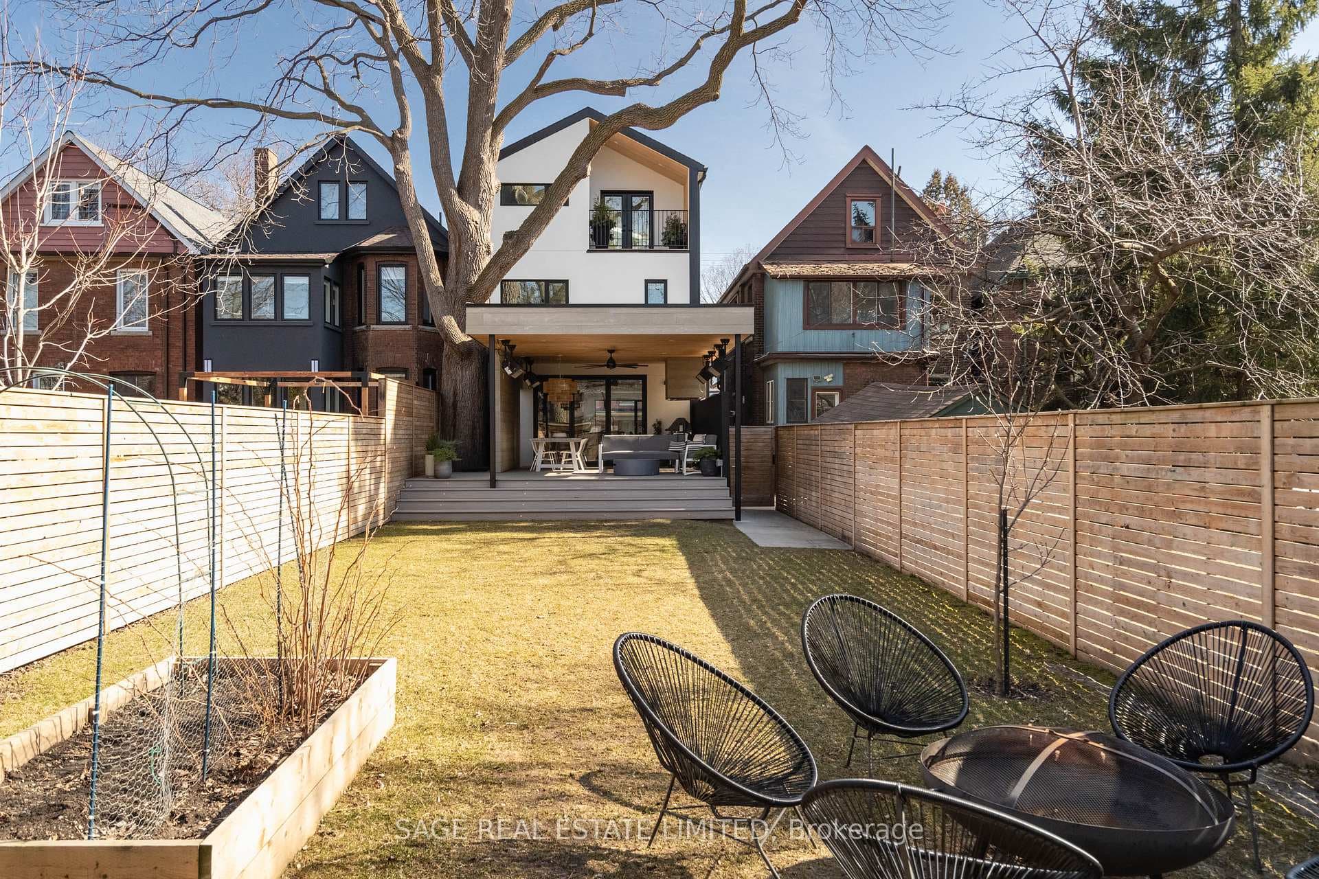 424 Clendenan Avenue photo 33
