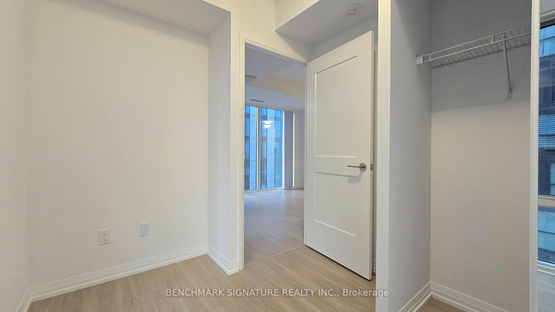 8 Widmer Street Unit 4603 photo 18