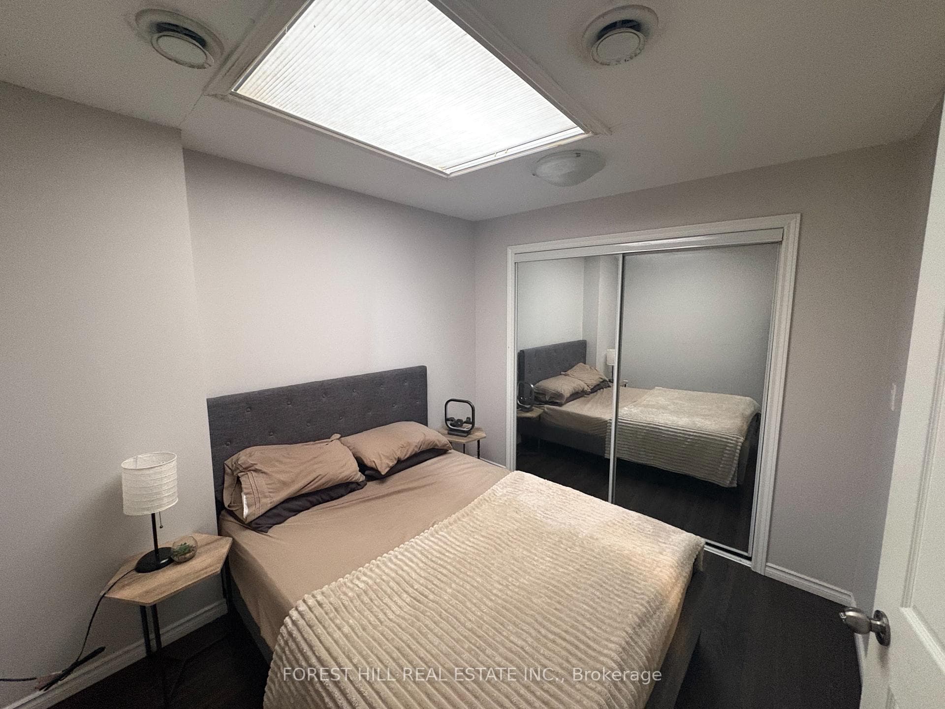 2851 Kingston Road Unit B2 photo 7