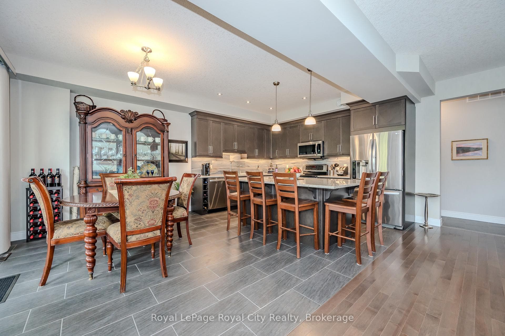 254 Gosling Gardens Unit 26 photo 10