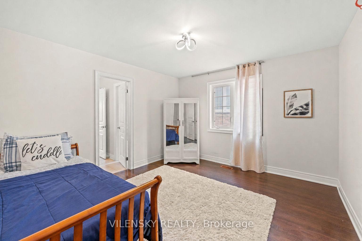 51 Lady Karen Crescent photo 30