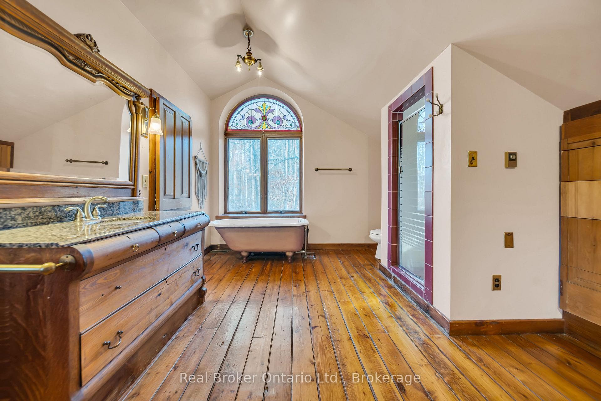 4766 Hyndman Drive photo 42