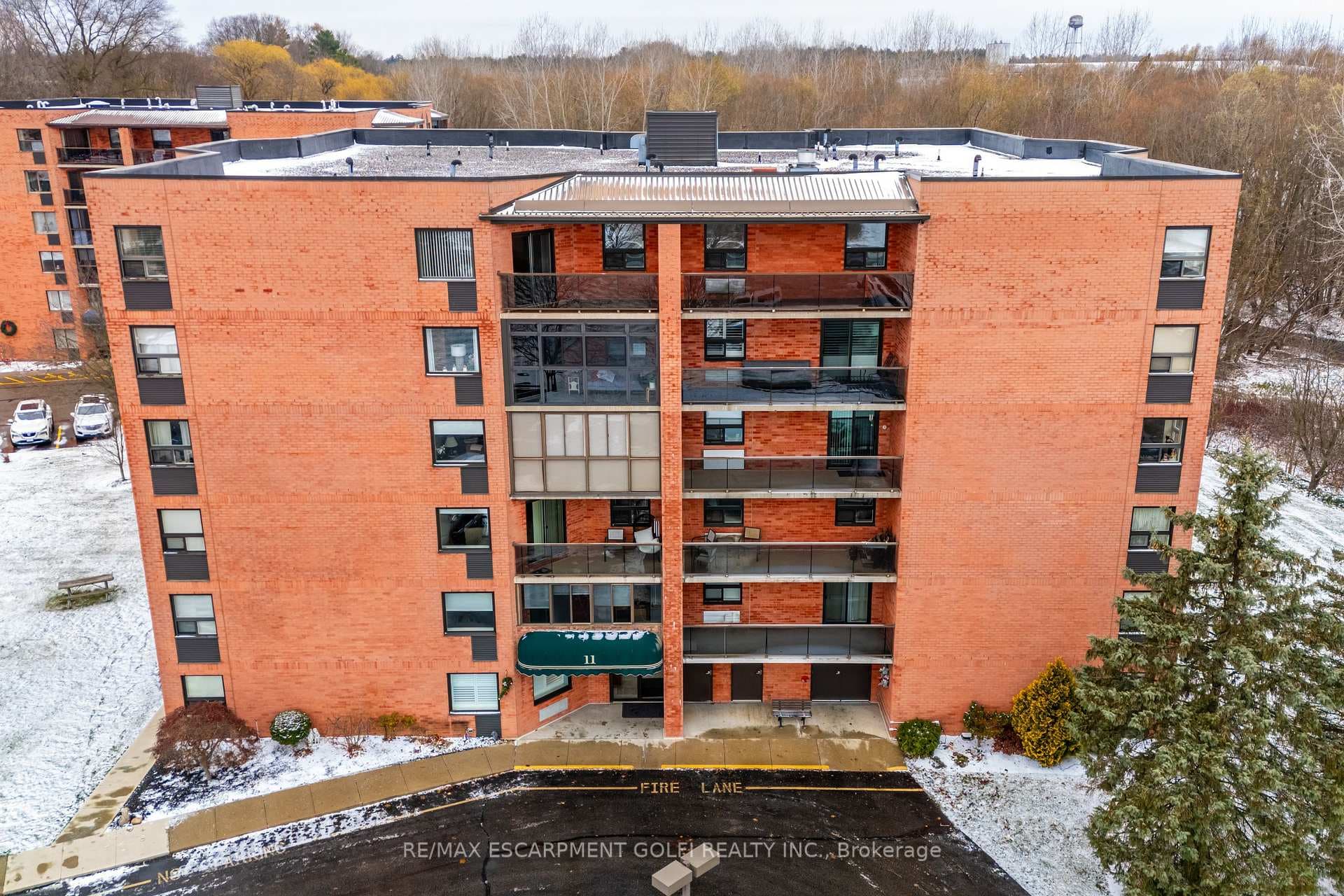 11 Mill Pond Court Unit 604 photo 1