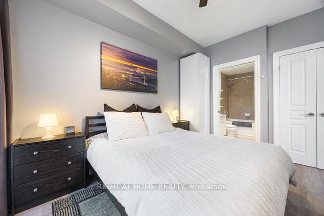 2083 Lake Shore Boulevard Unit 1108 photo 9