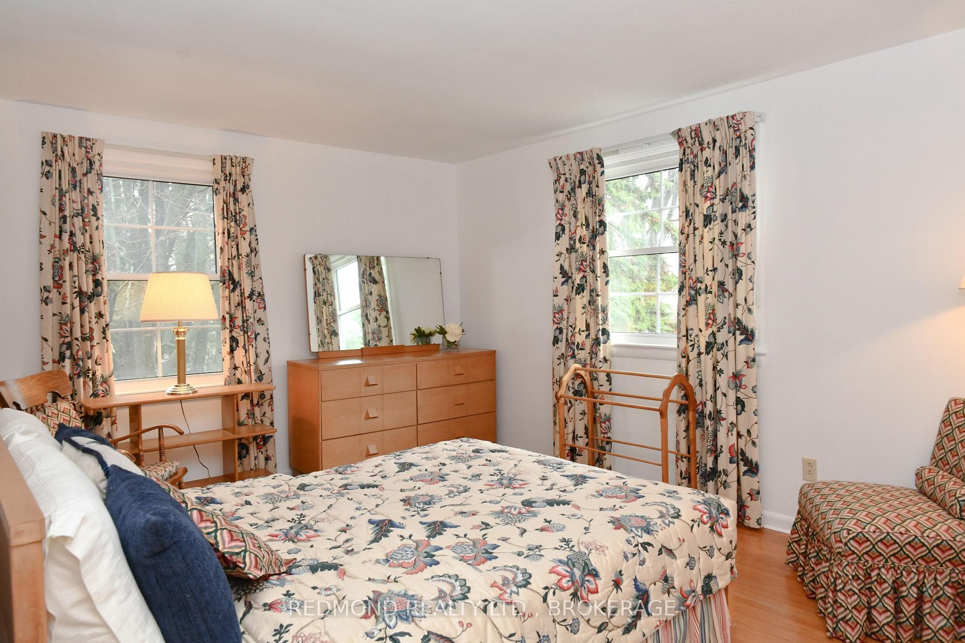 140 Churchill Drive photo 22