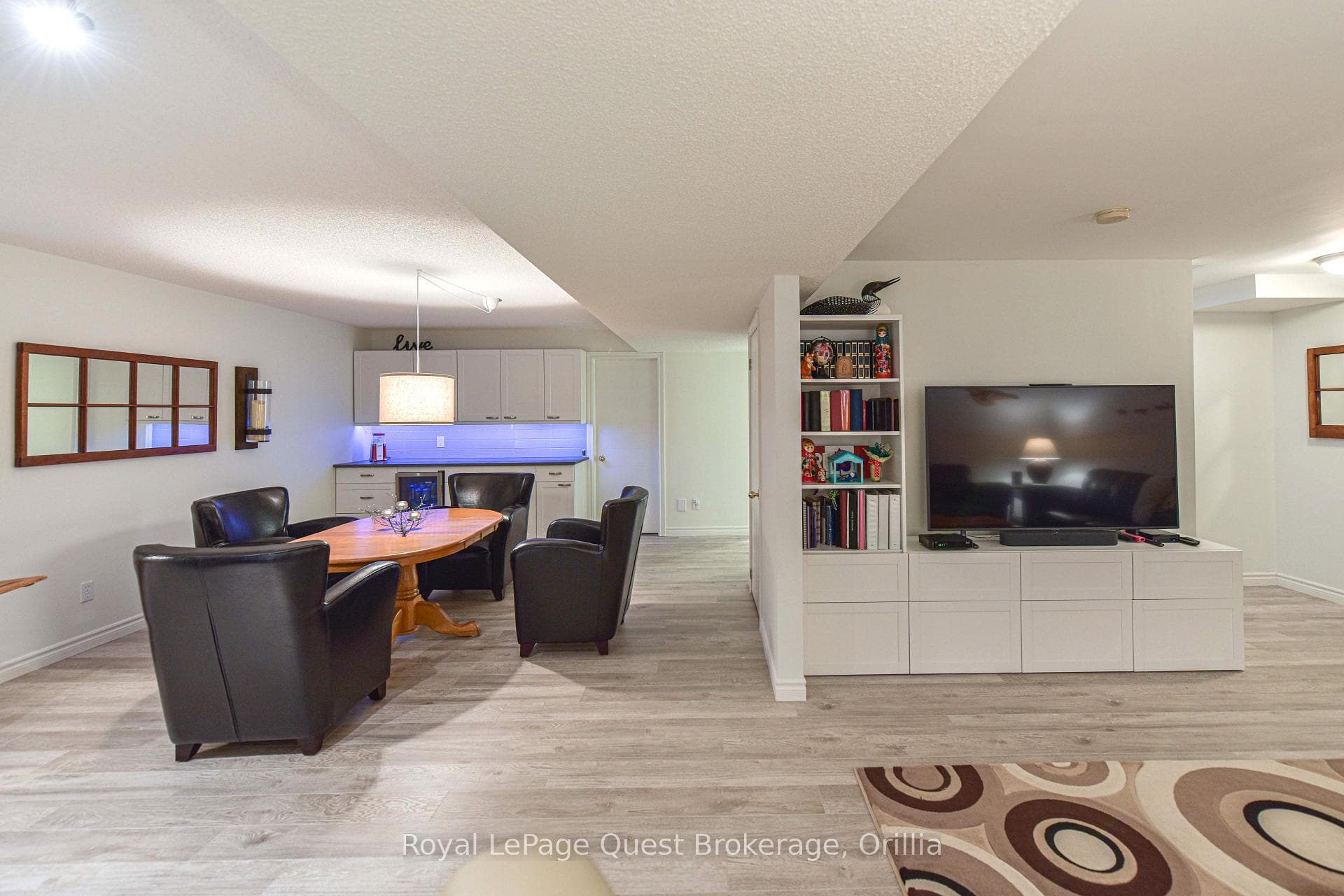 472 Ferndale Drive photo 37