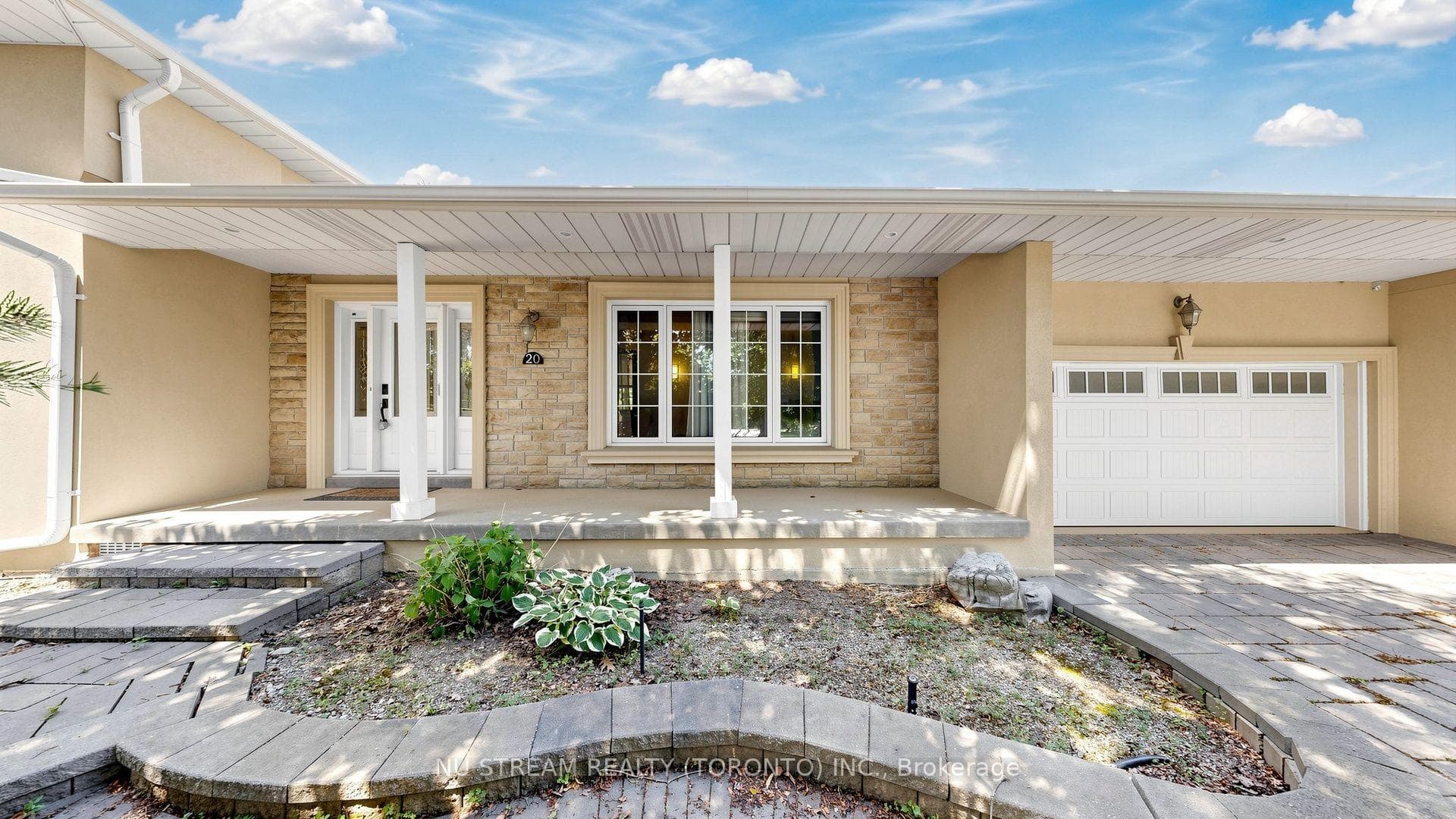 20 Blackforest Drive photo 4