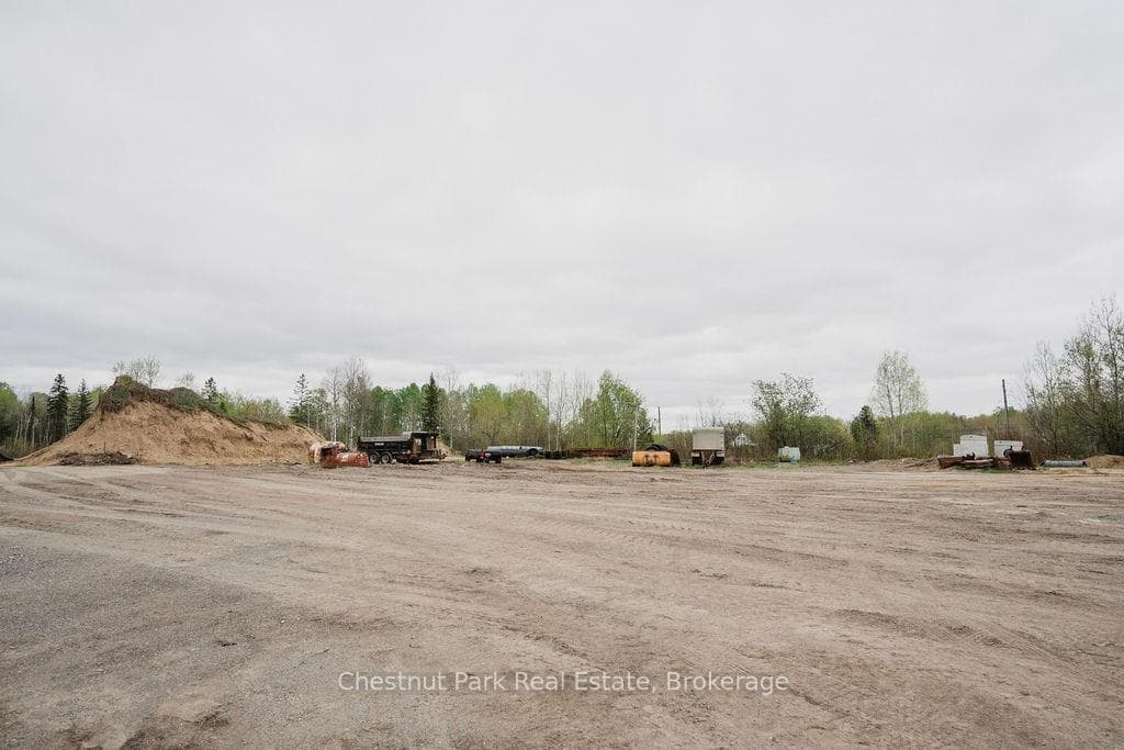35 Niven Street photo 43