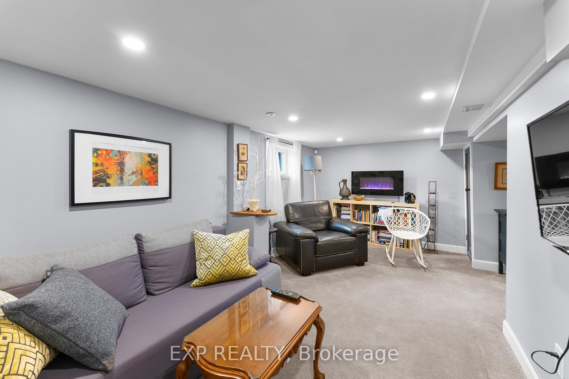 74 Woodland Avenue photo 27