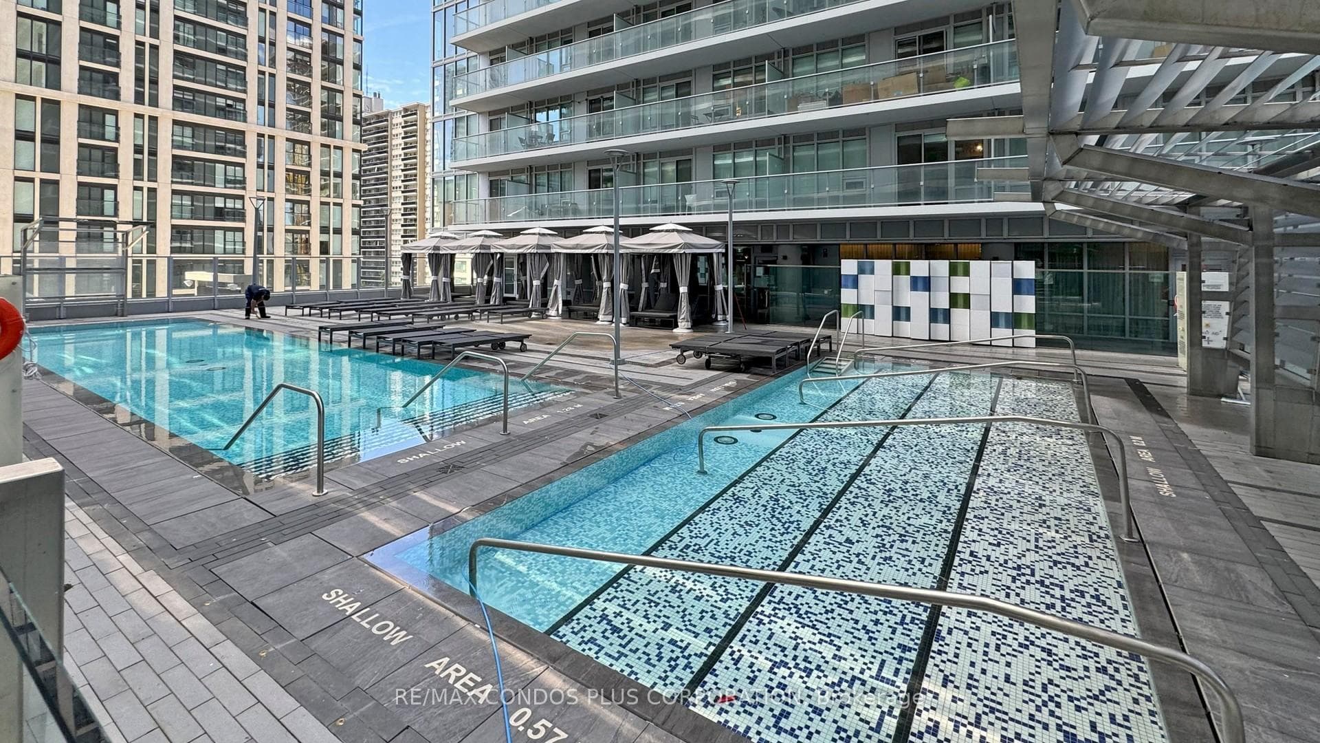 2 Outdoor Pools & Cabana