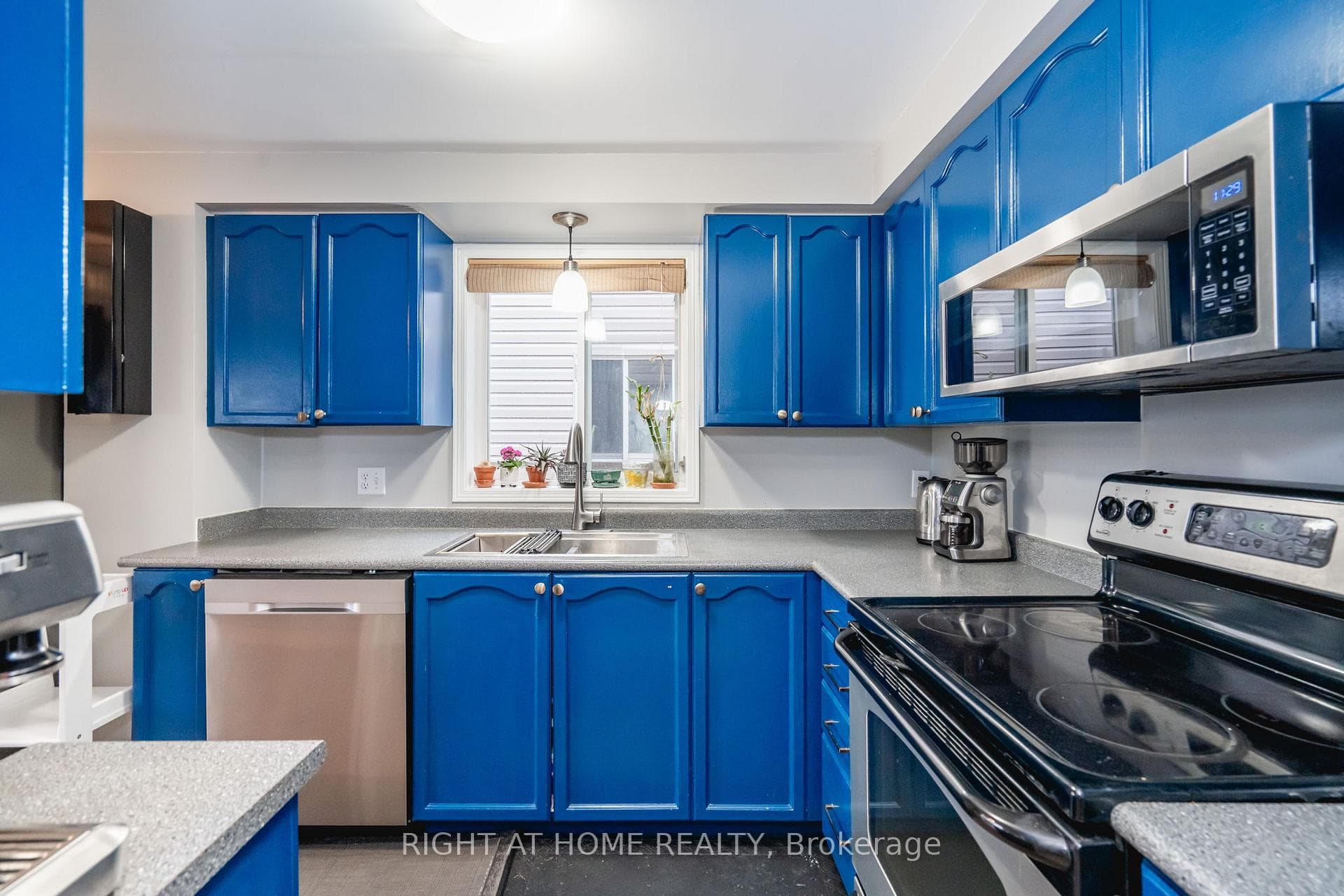 109 Wessenger Drive photo 10