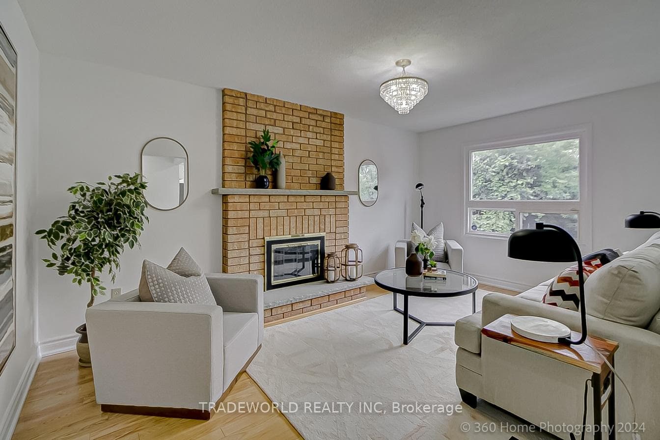 7 Fifefield Drive photo 11
