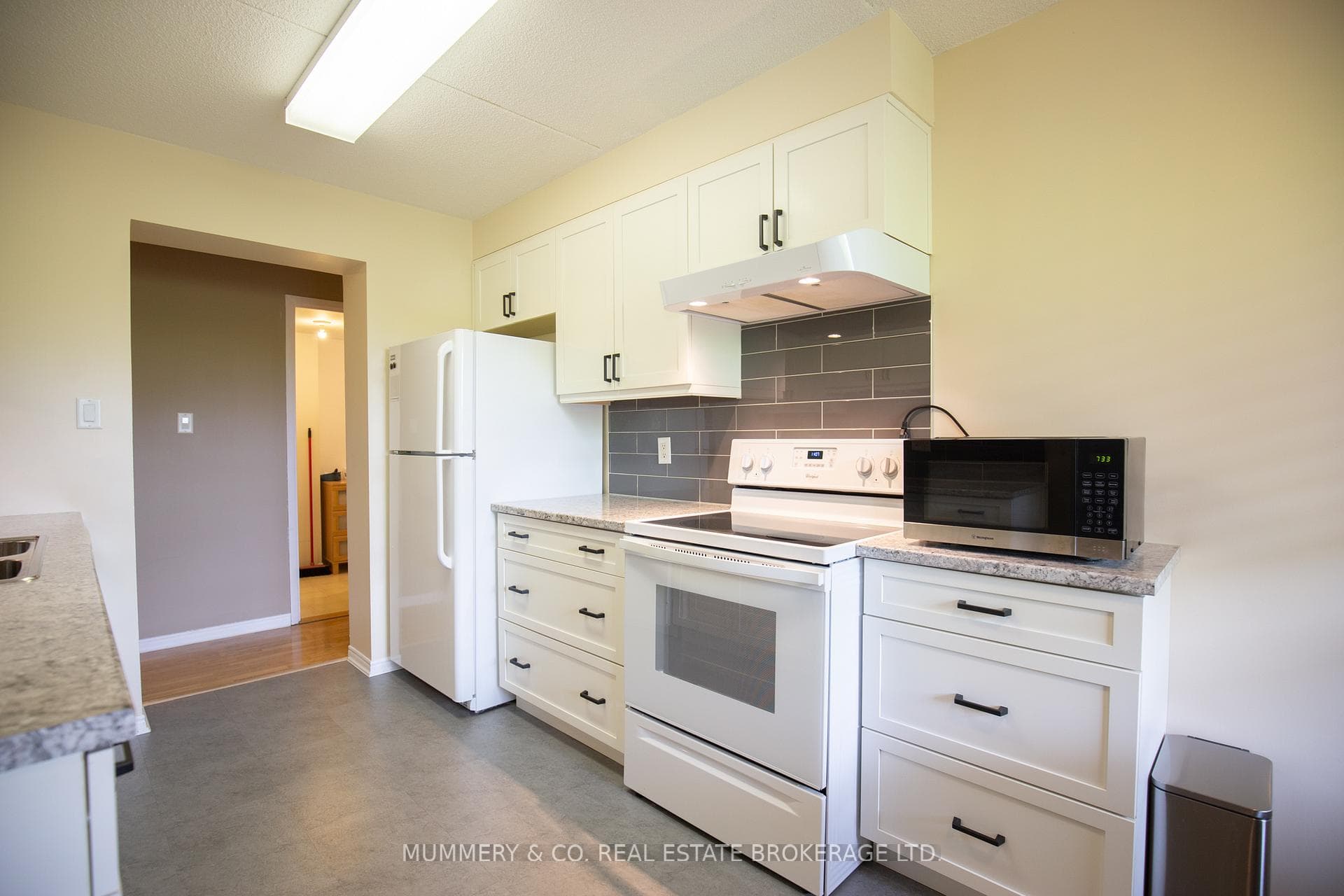 5 Mill Pond Court Unit 402 photo 24