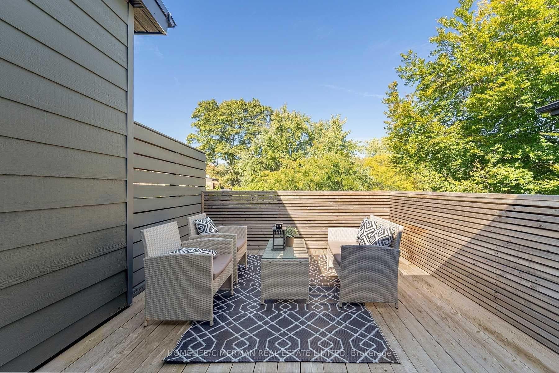 338 Wellesley Street photo 13