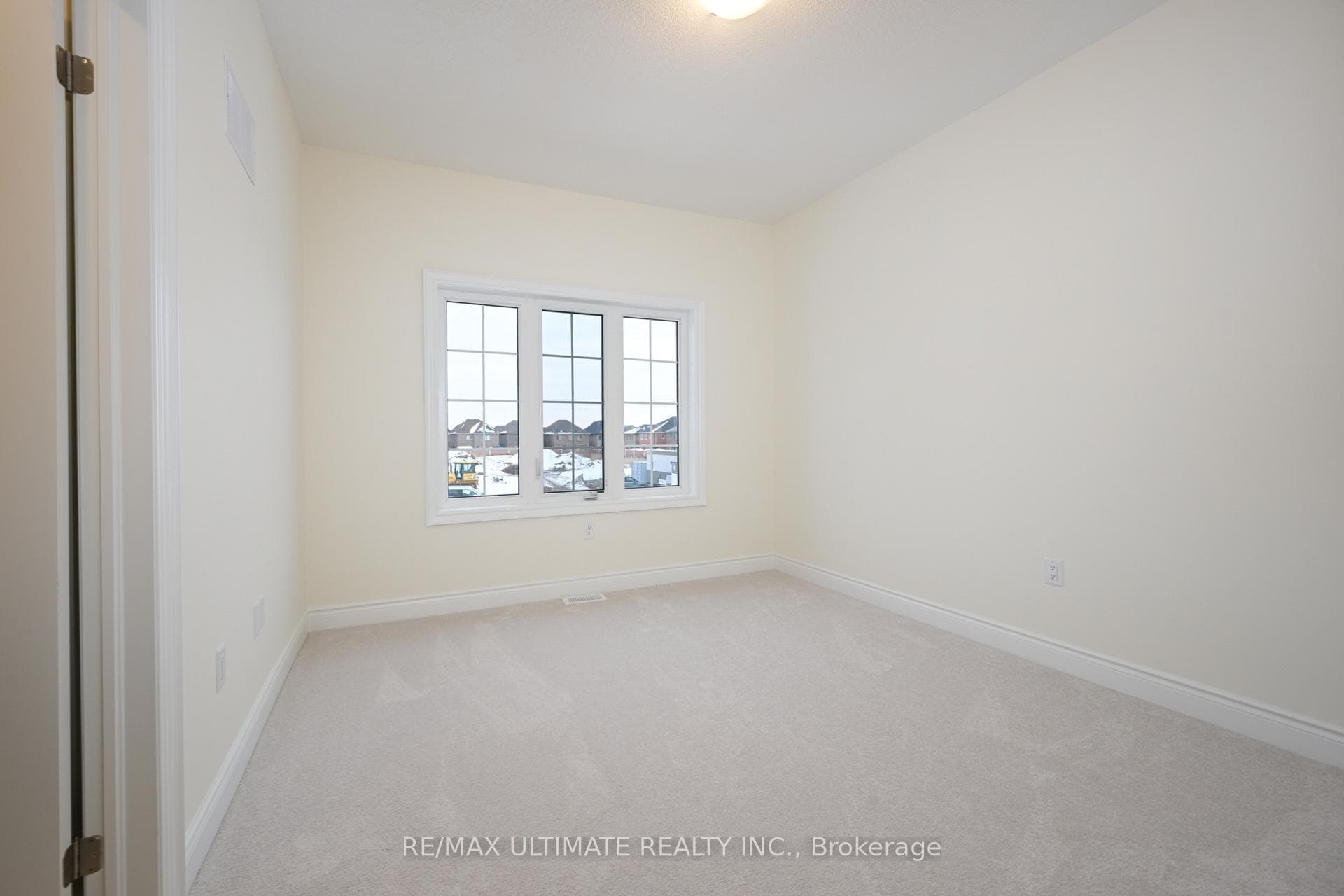 380 Valleyway Drive photo 36