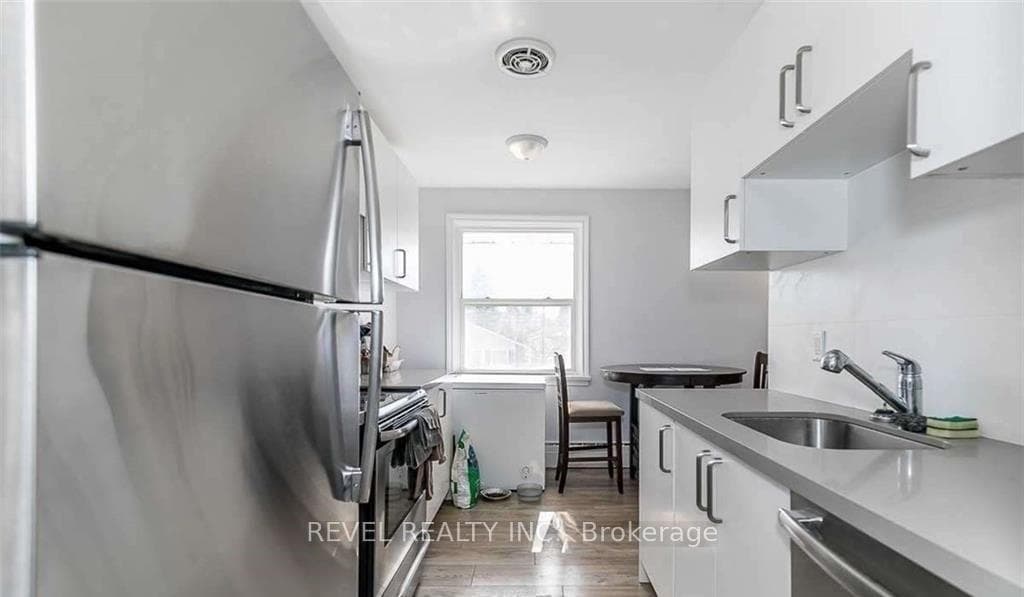 78 QUEEN Street Unit 3 photo 8
