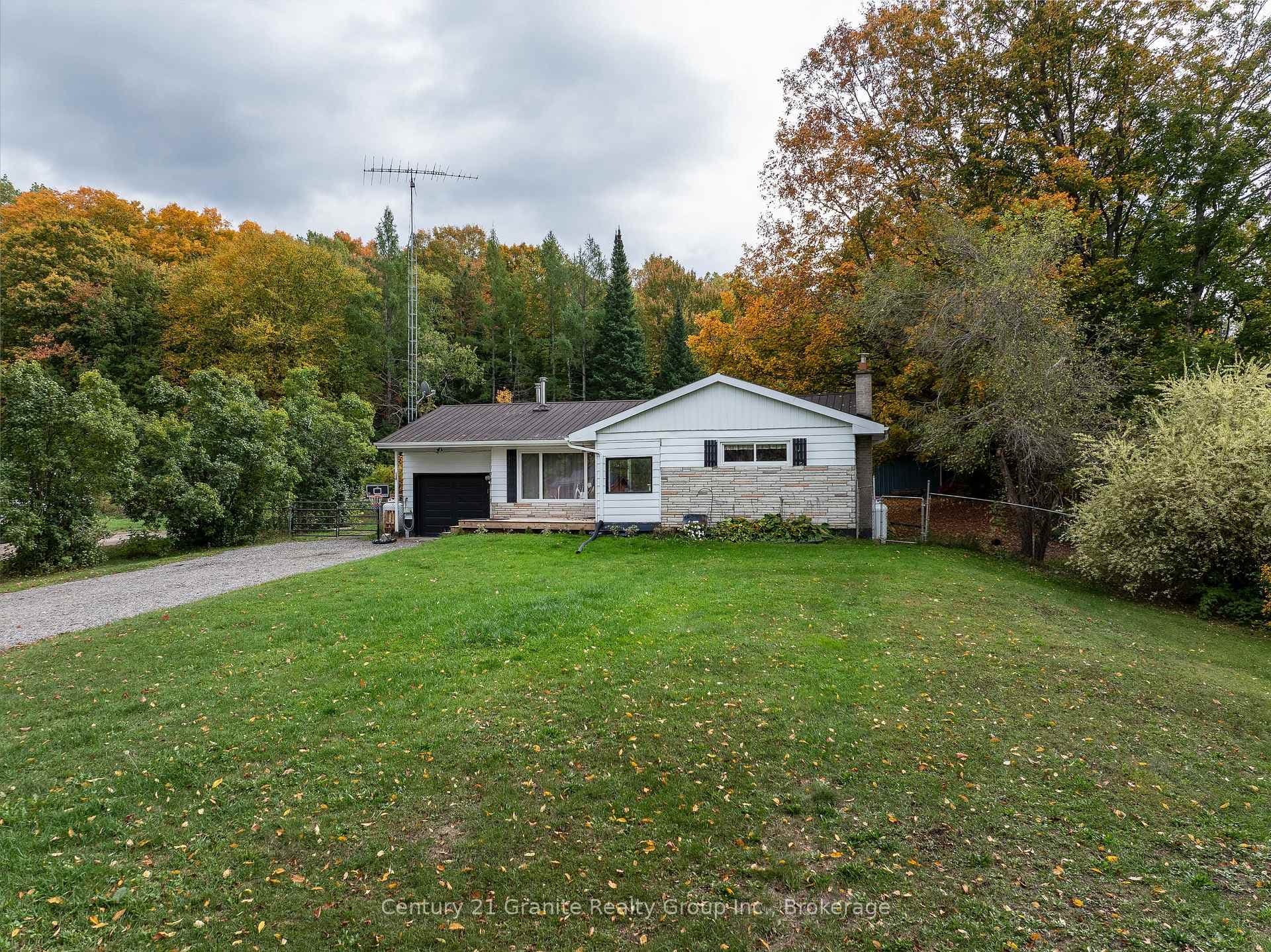 1229 Spring Valley Road photo 2