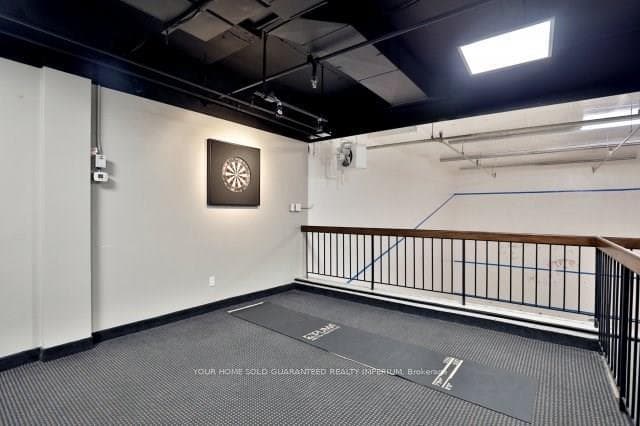 150 Charlton Avenue Unit 1406 photo 31