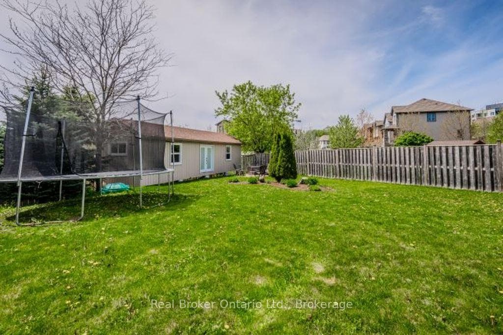 224 Britton Place photo 39