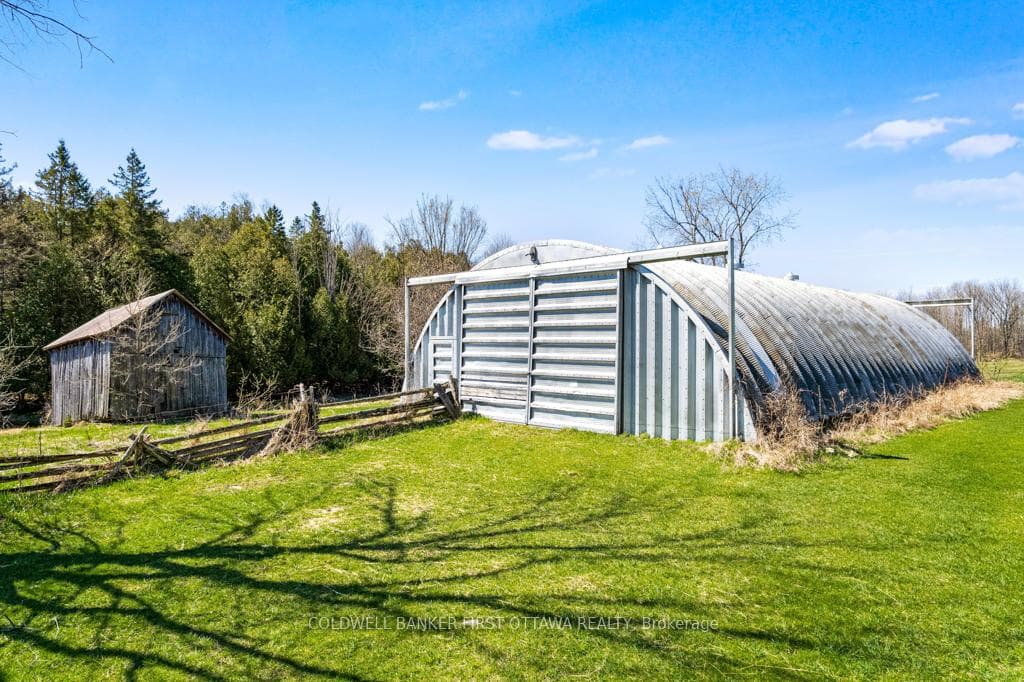 Quonset has hydro