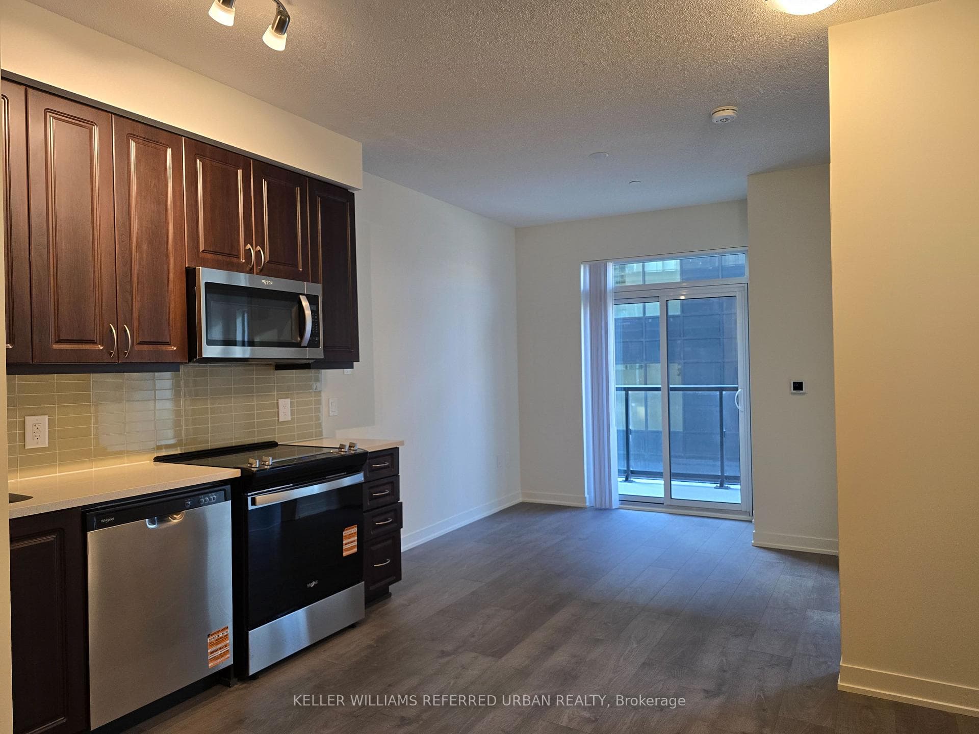 38 Annie Craig Drive Unit 510 photo 3