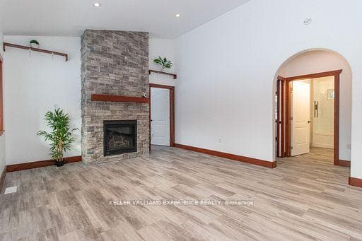 213 Yearley Road photo 21