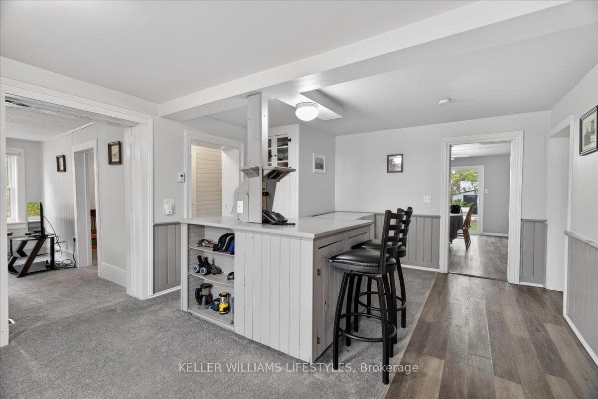7475 Ridge Road photo 11