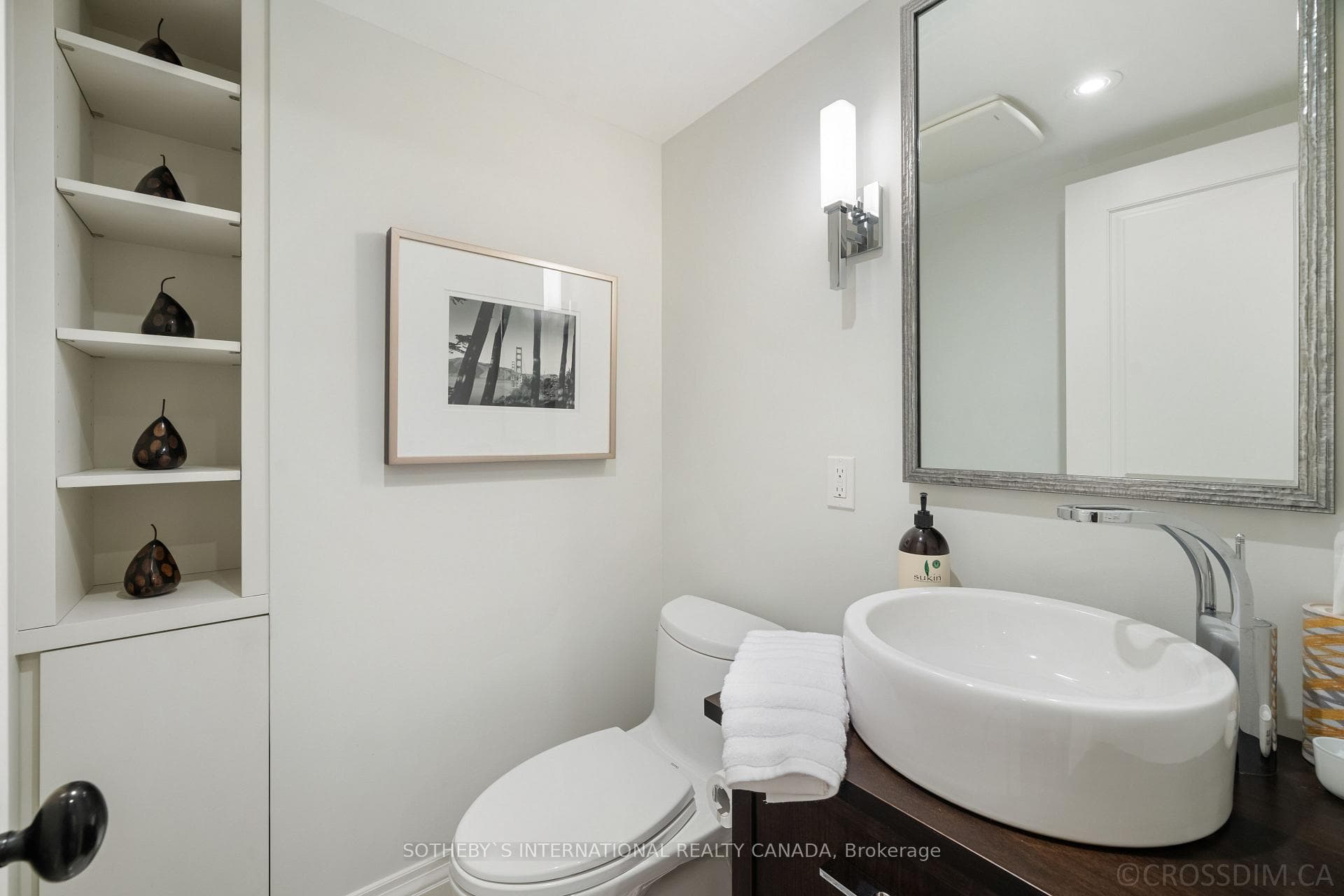 1818 Bayview Avenue Unit 706 photo 17