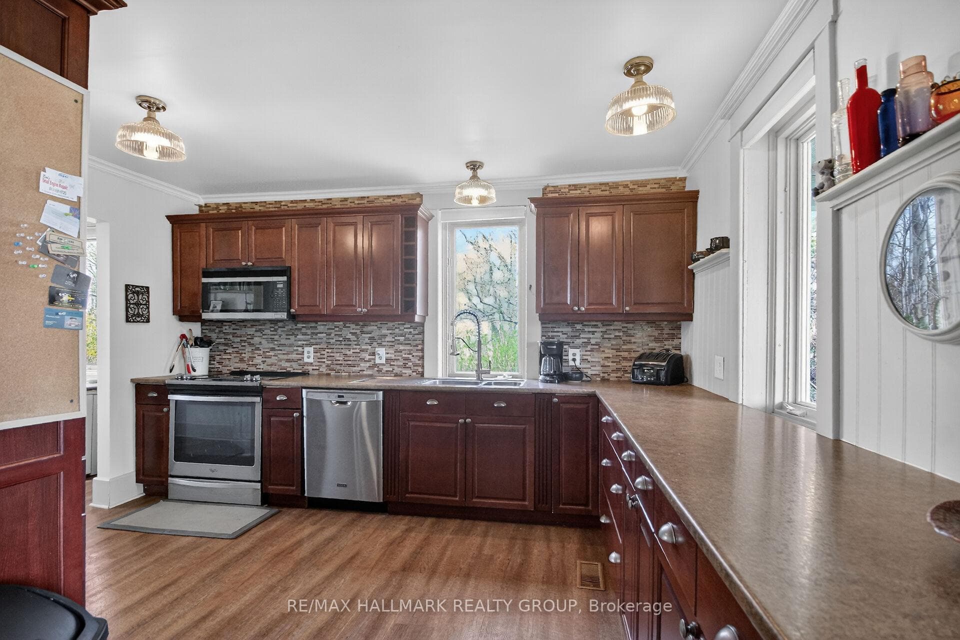 11454 Levere Road photo 18