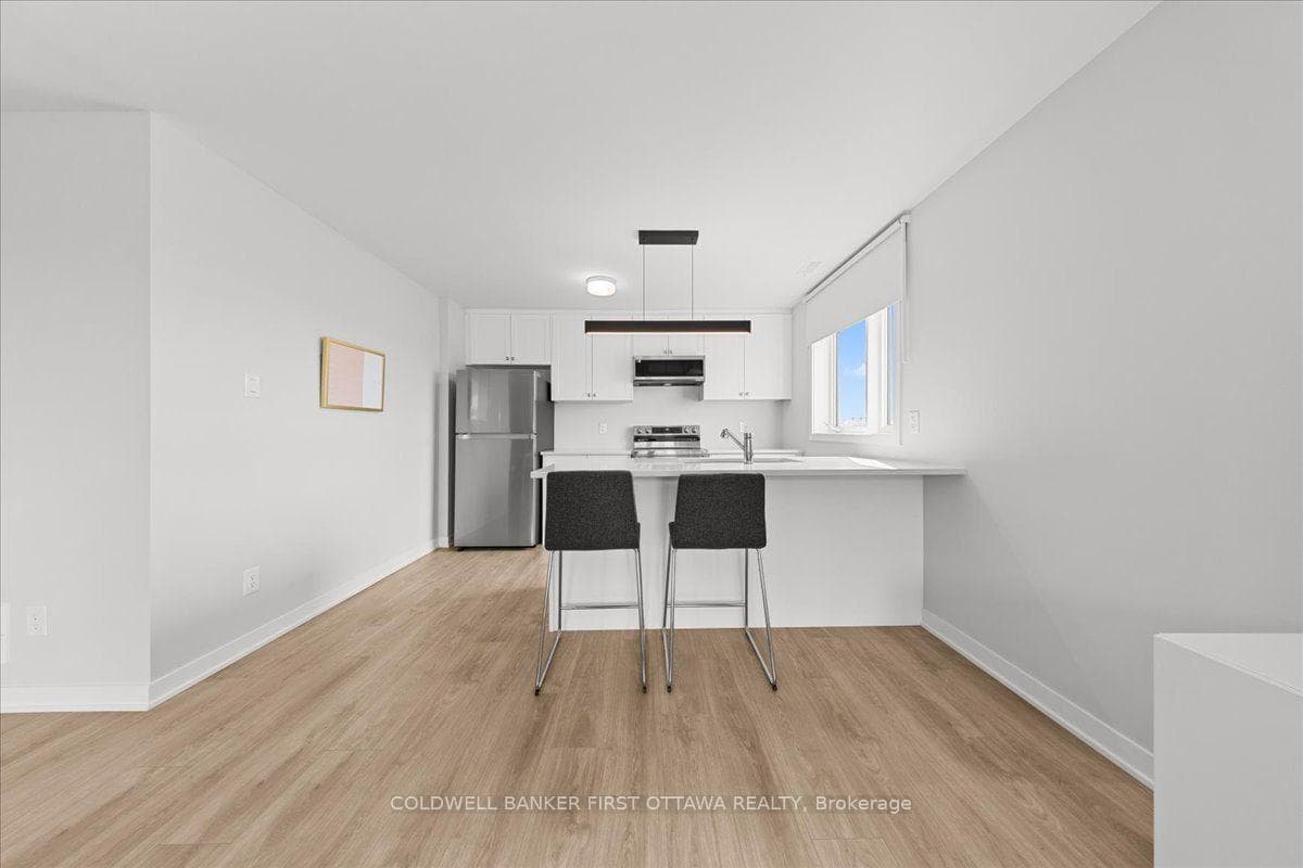 210 PARNIAN Private photo 12