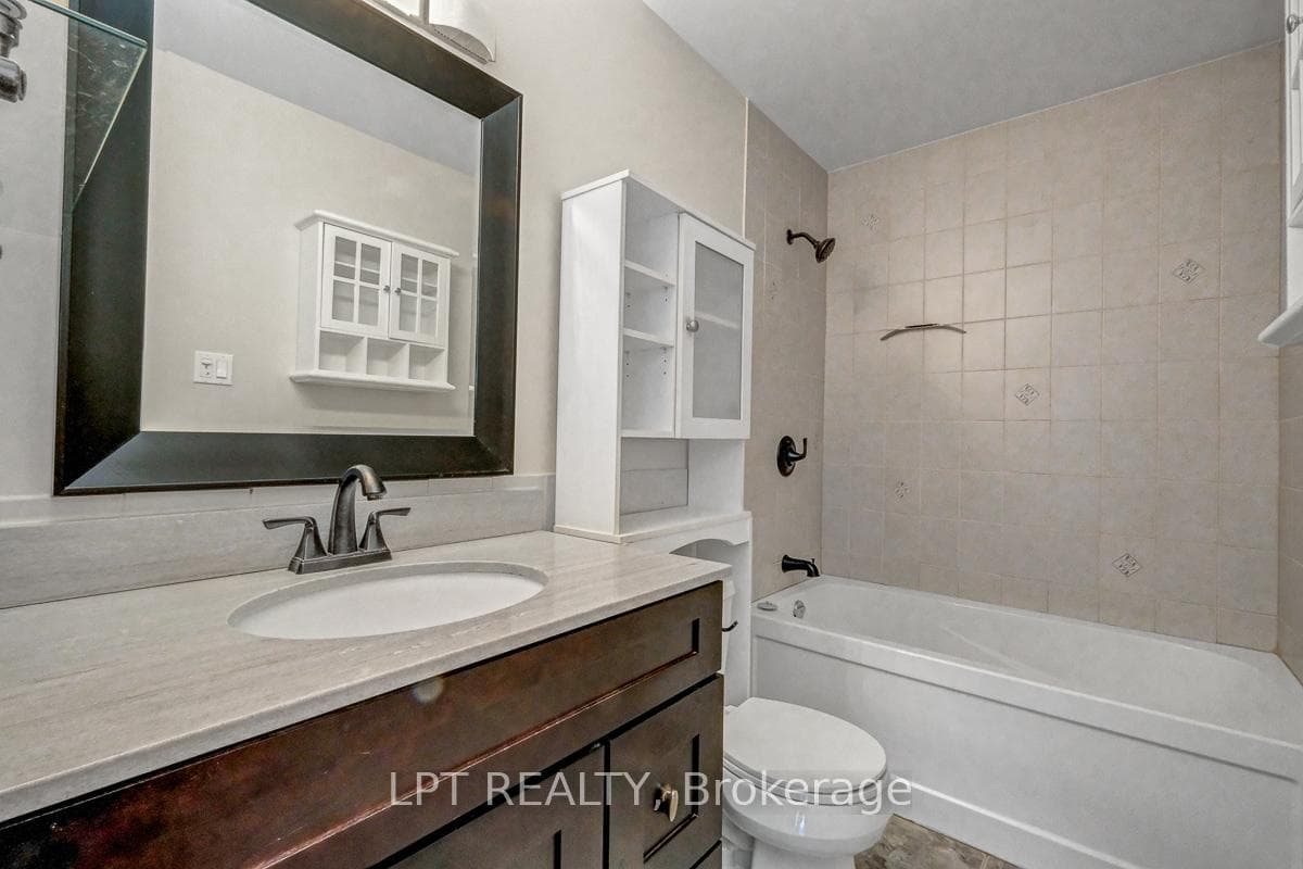3501 Aladdin Lane Unit 1 photo 19