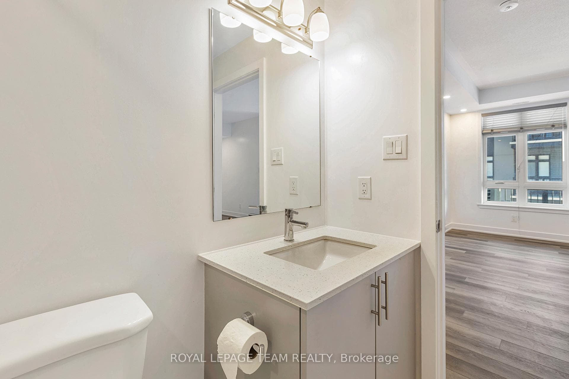 Second Bathroom Full