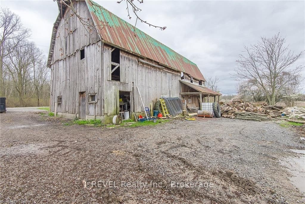 Barn!