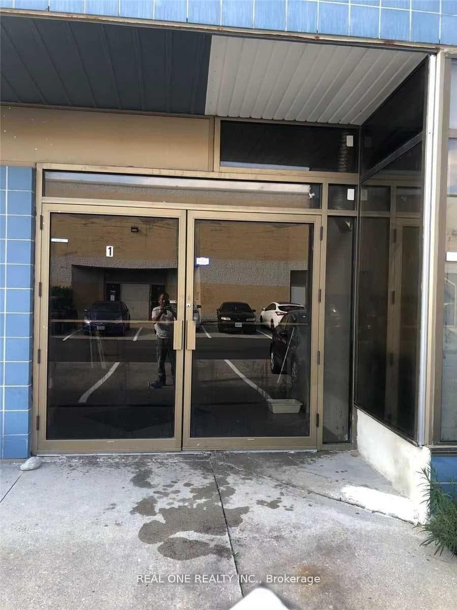 563 Edward Avenue Unit 1 photo 2