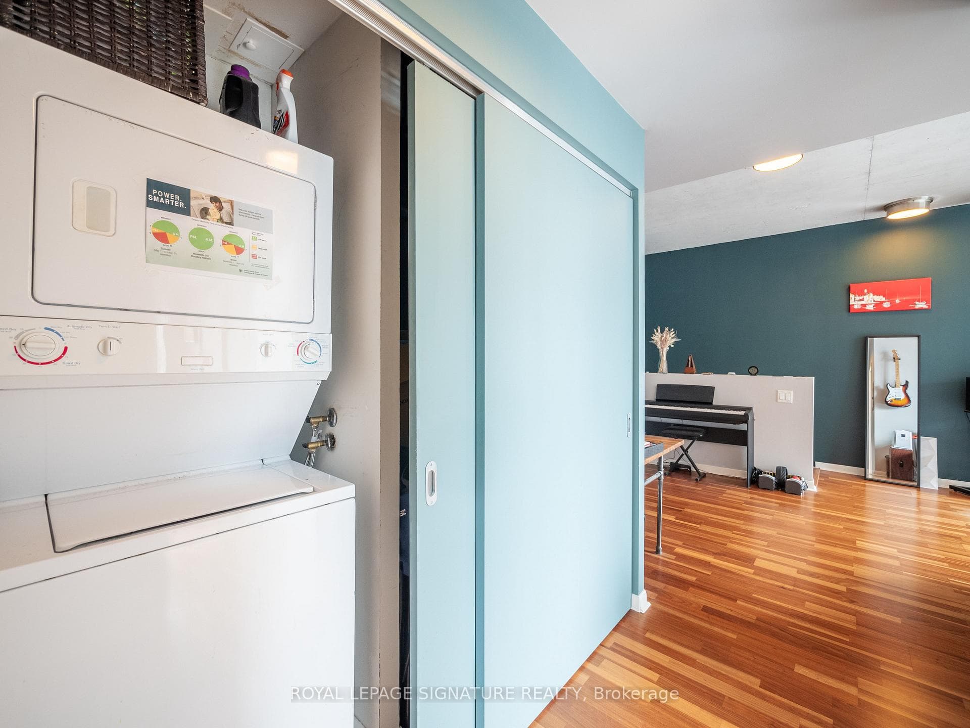 333 Adelaide Street Unit 1026 photo 17